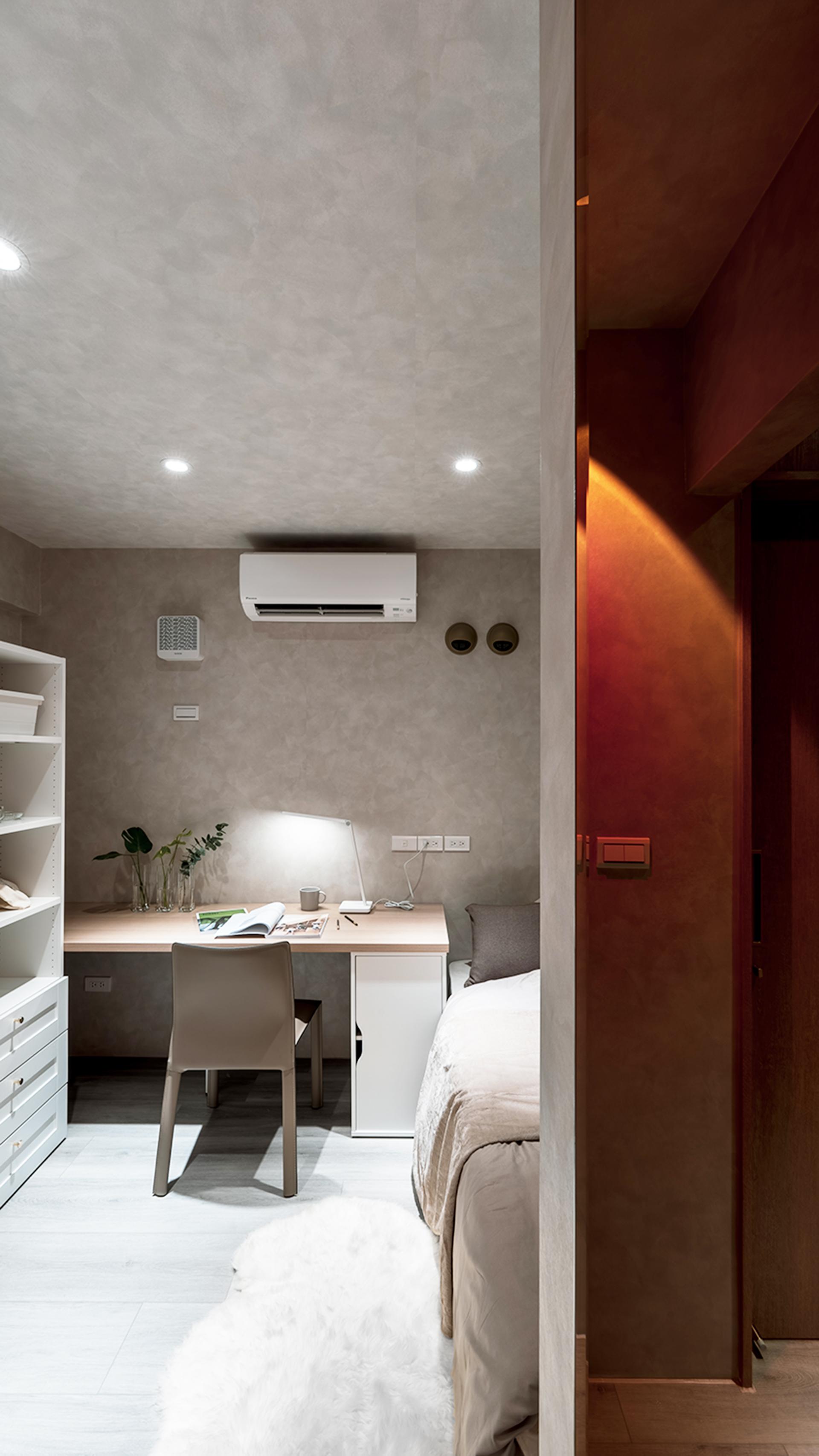 London Design Awards Winner - Live Your Life You Like
