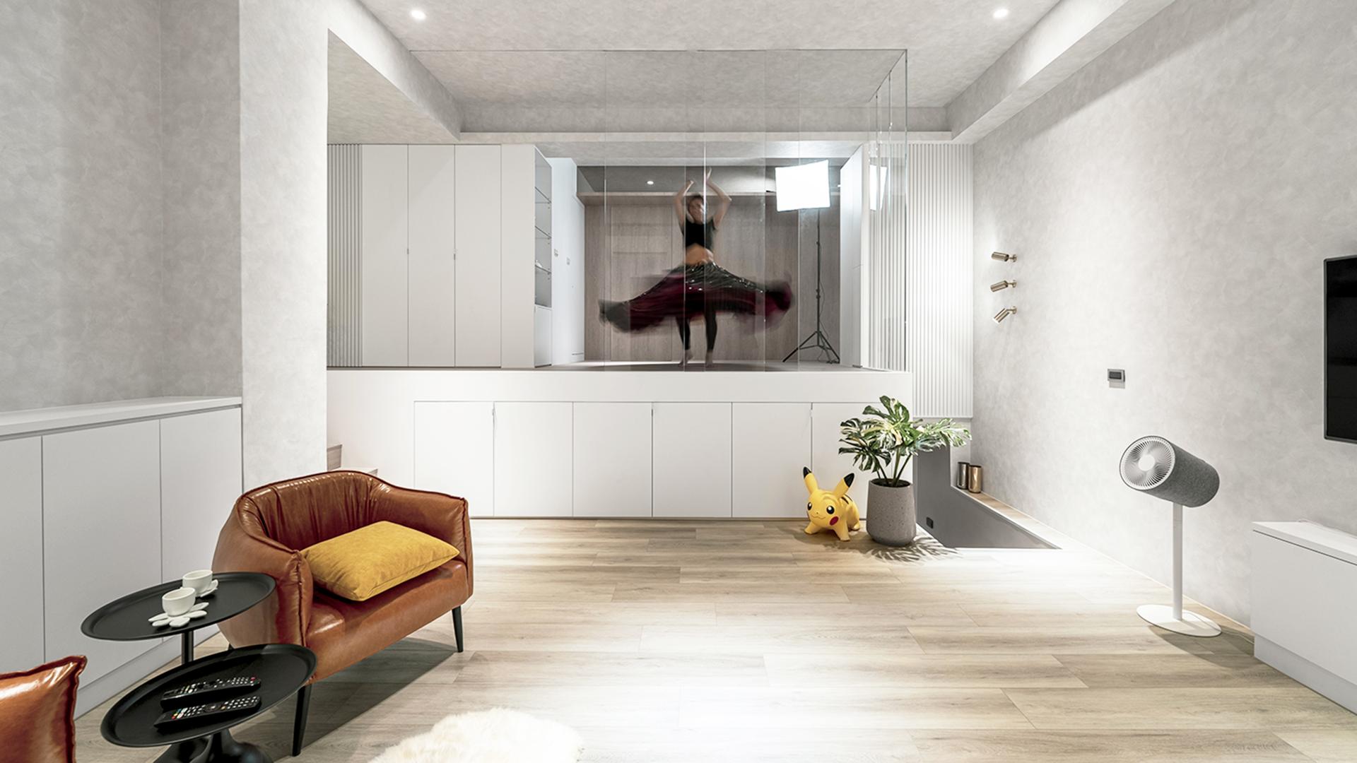 London Design Awards Winner - Live Your Life You Like