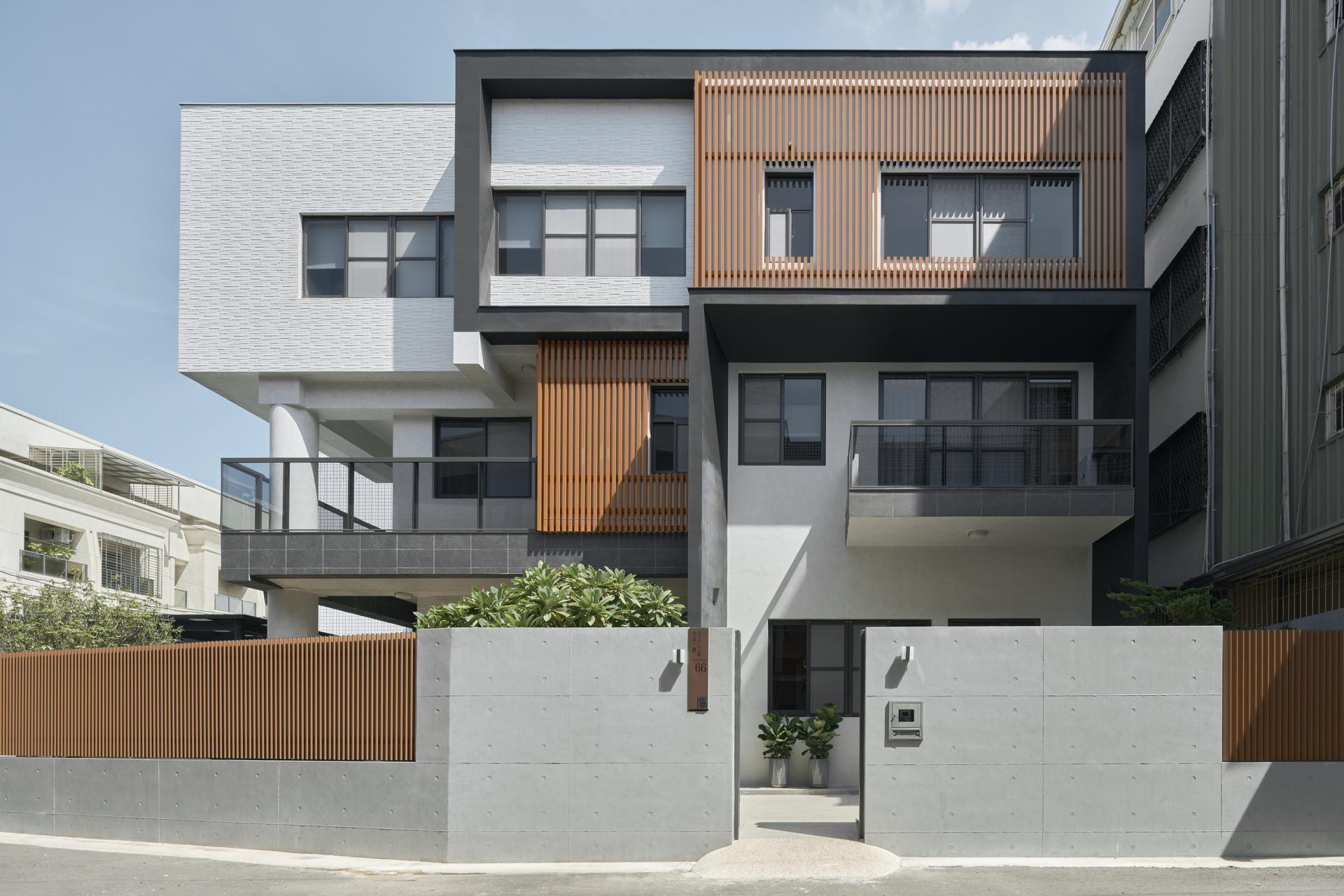 London Design Awards Winner - Her's house