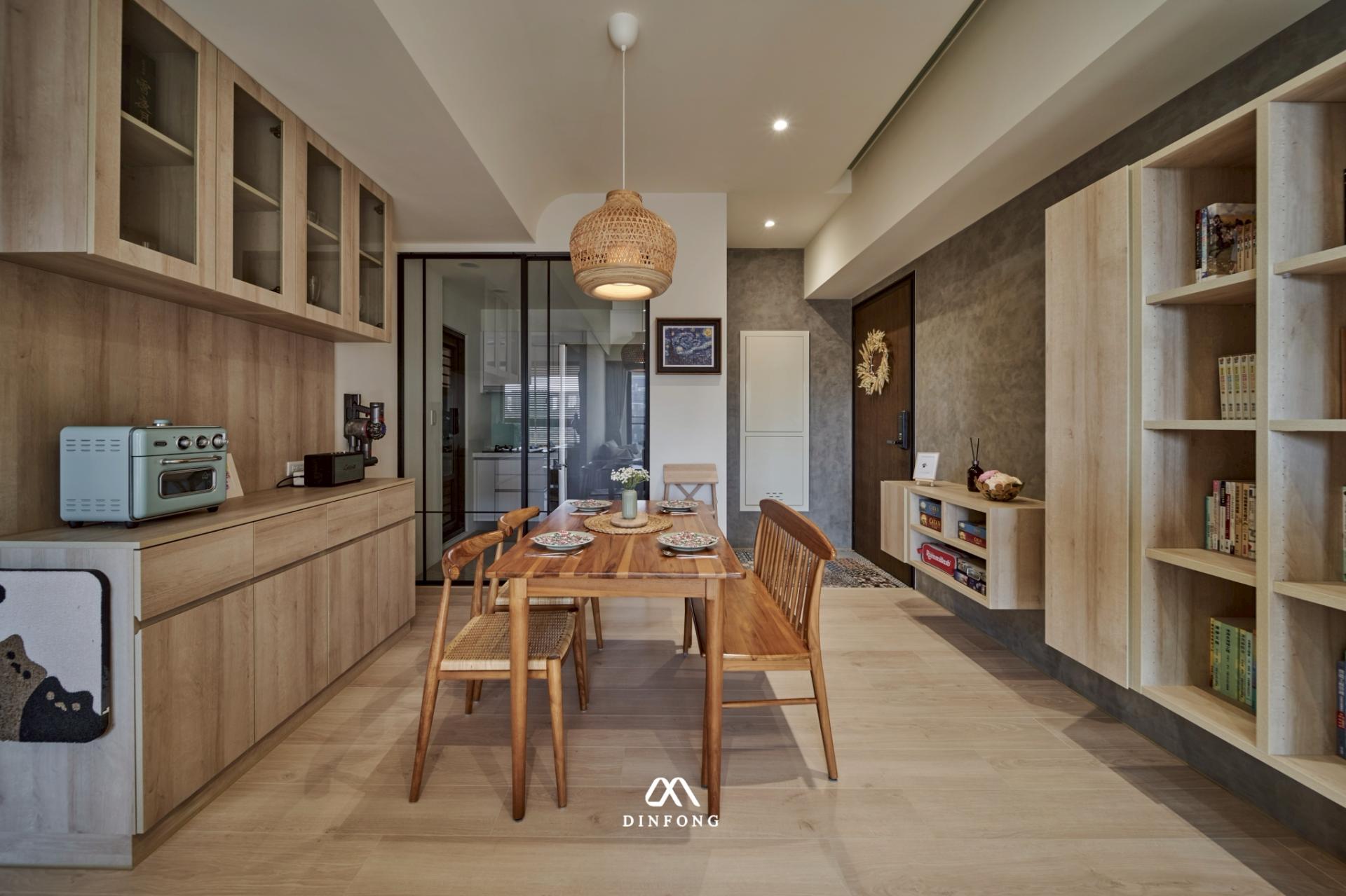 London Design Awards Winner - Bohe-japanese with A Feline Life