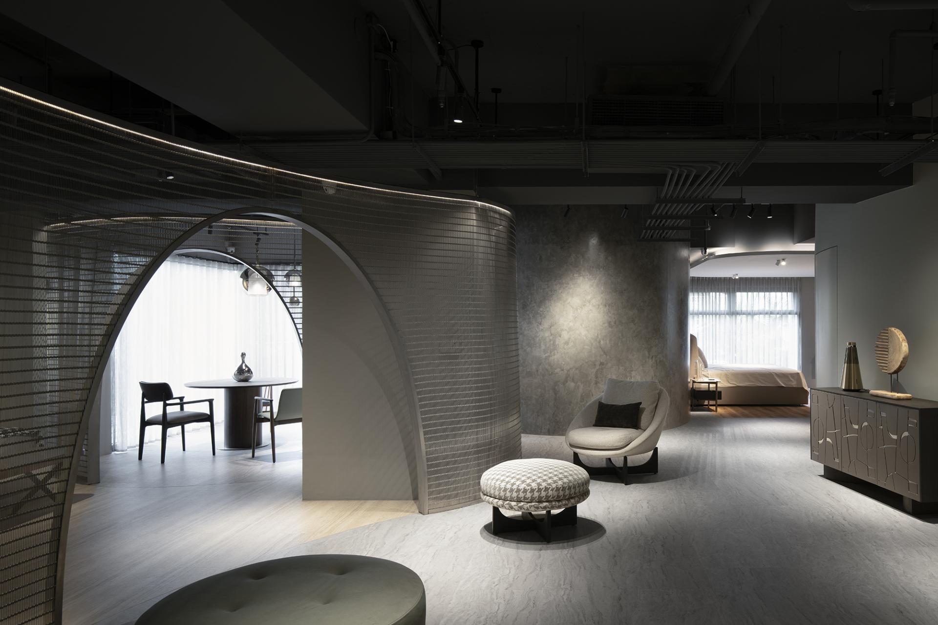 London Design Awards Winner - Whimsical Dance of Streaming Light