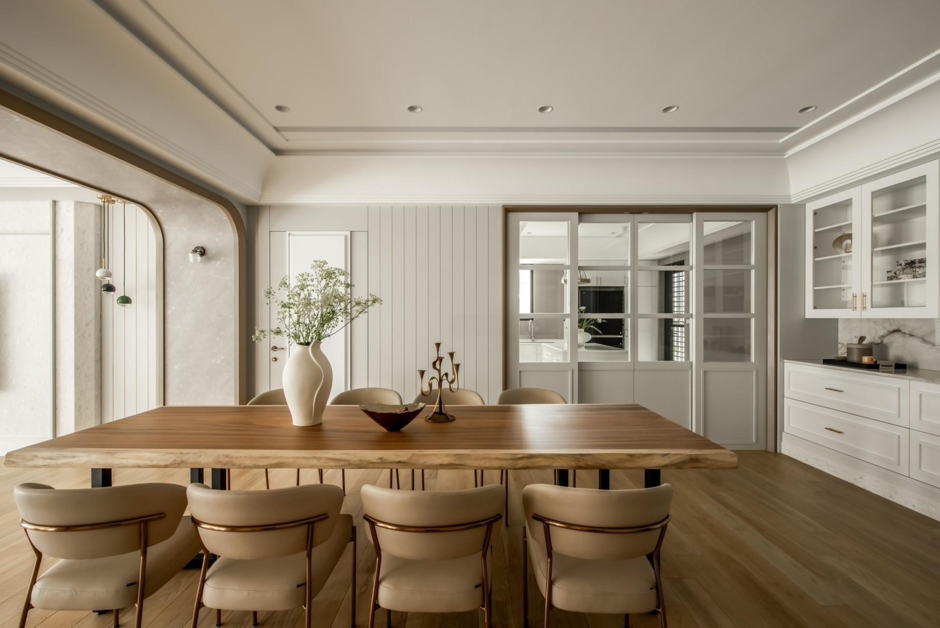 London Design Awards Winner - Grained Apricot Lodge