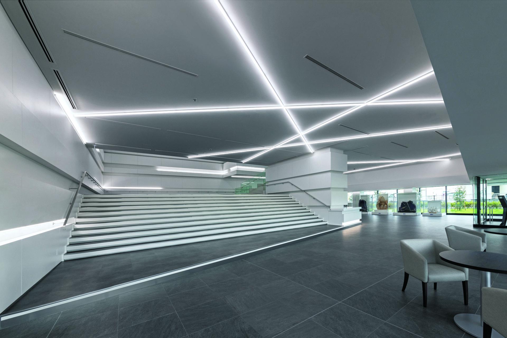 London Design Awards Winner - DAISHINKU CORP. HEADQUARTERS AND PLANT