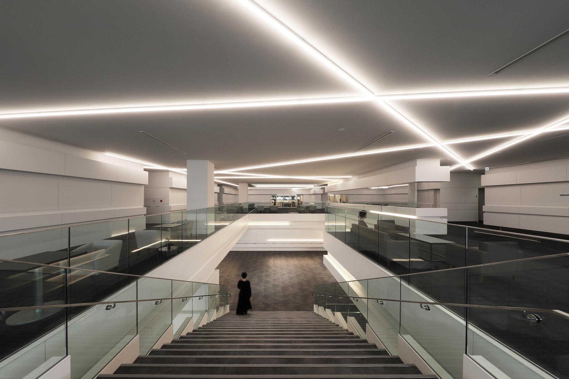 London Design Awards Winner - DAISHINKU CORP. HEADQUARTERS AND PLANT