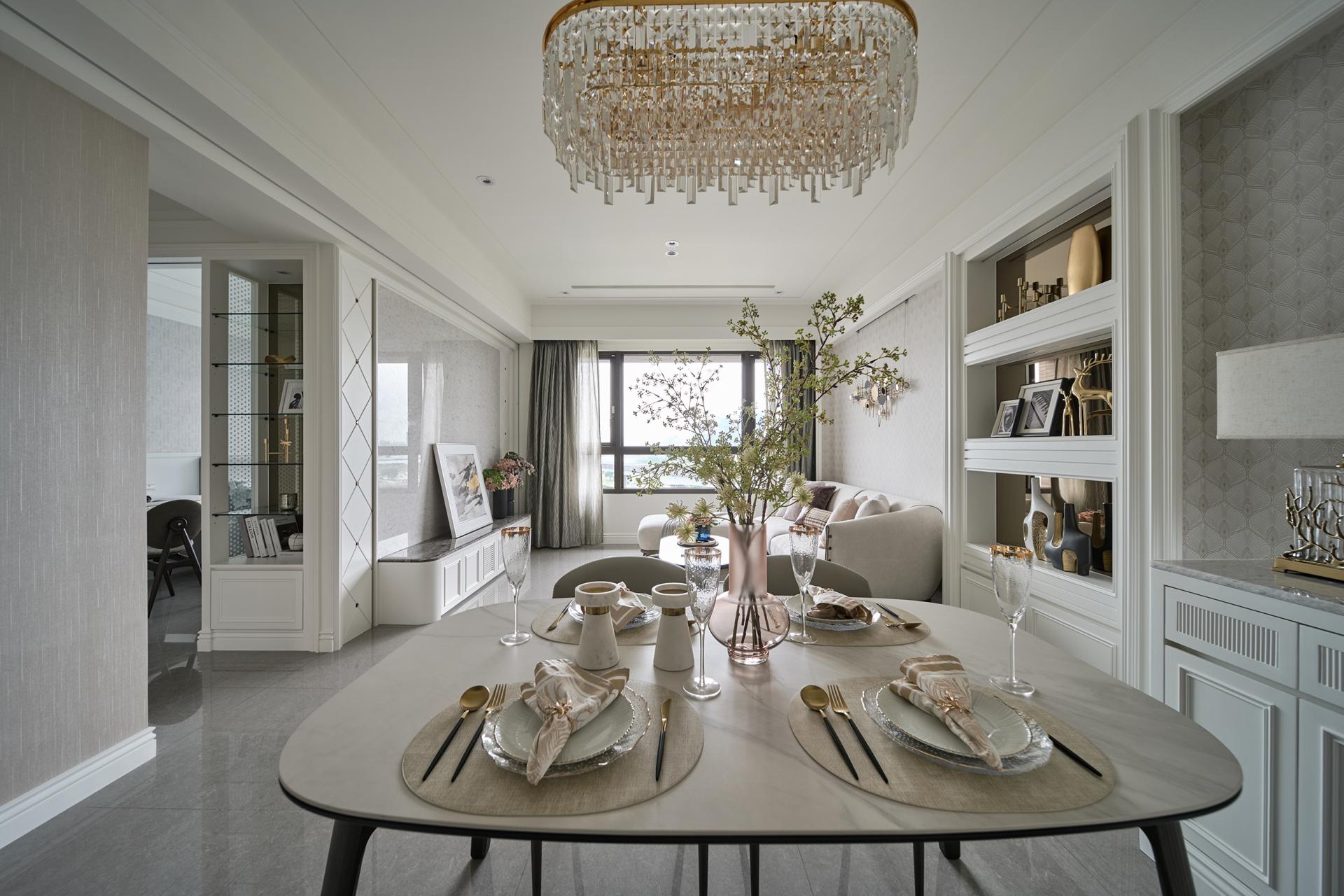 London Design Awards Winner - Luminous White