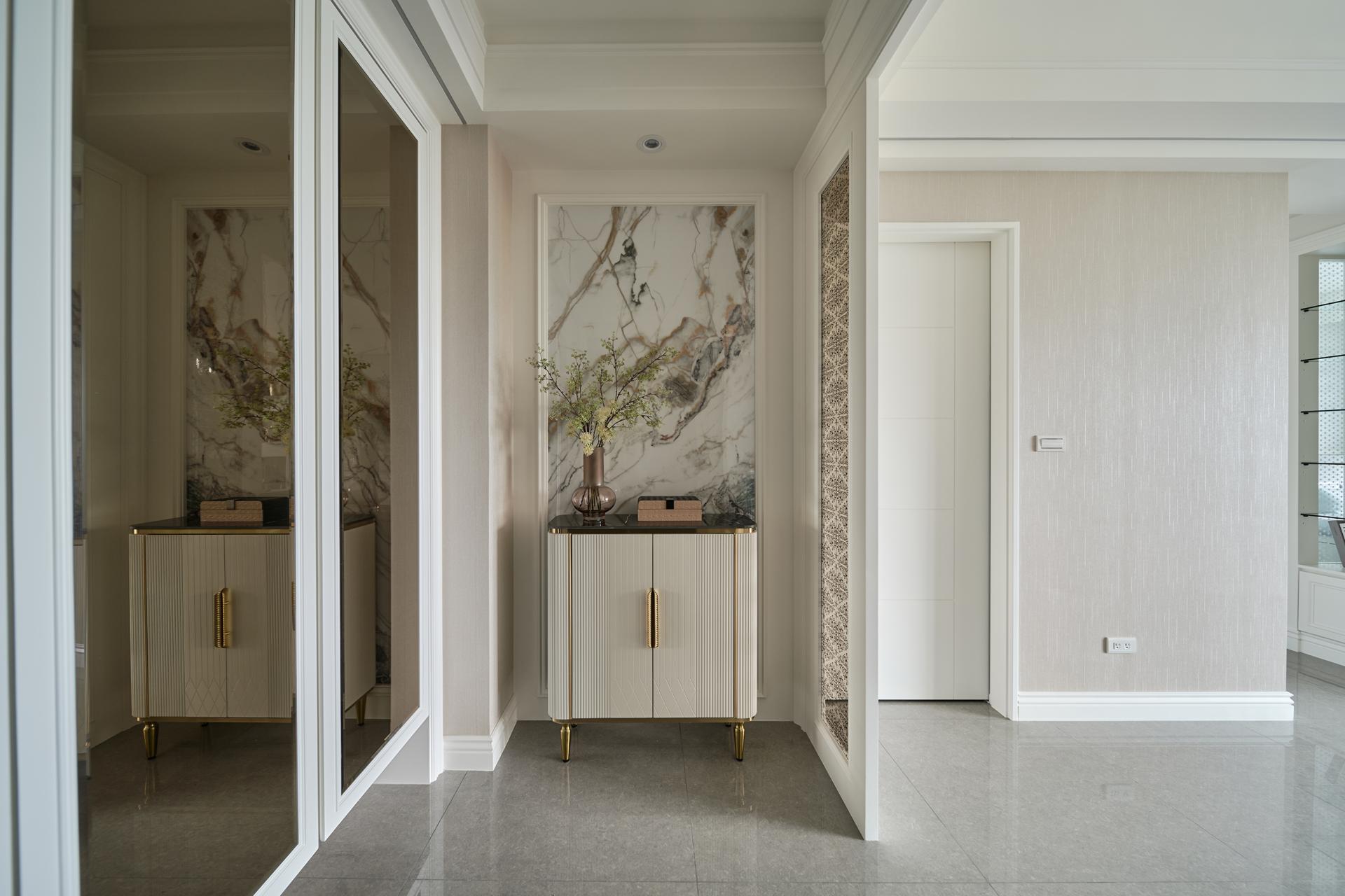 London Design Awards Winner - Luminous White