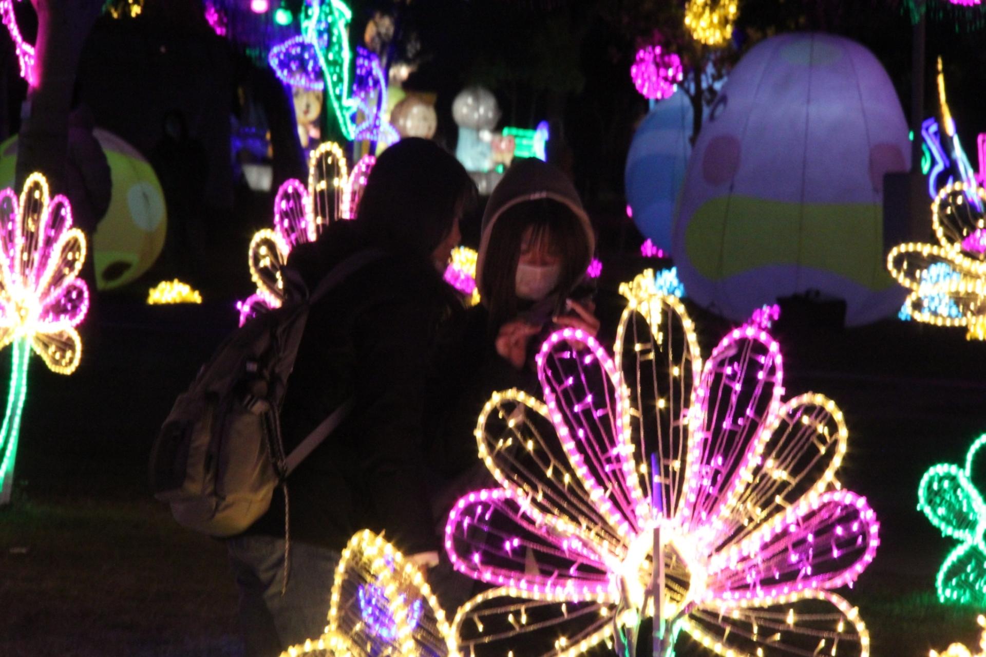 London Design Awards Winner - 2025 Central Taiwan Lantern Festival- Snake Draws a Story