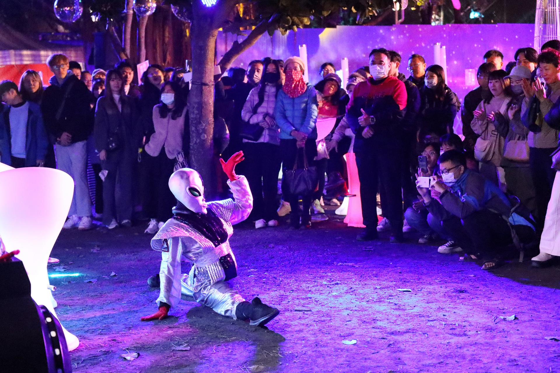 London Design Awards Winner - 2025 Central Taiwan Lantern Festival- Chrono Ecstasy