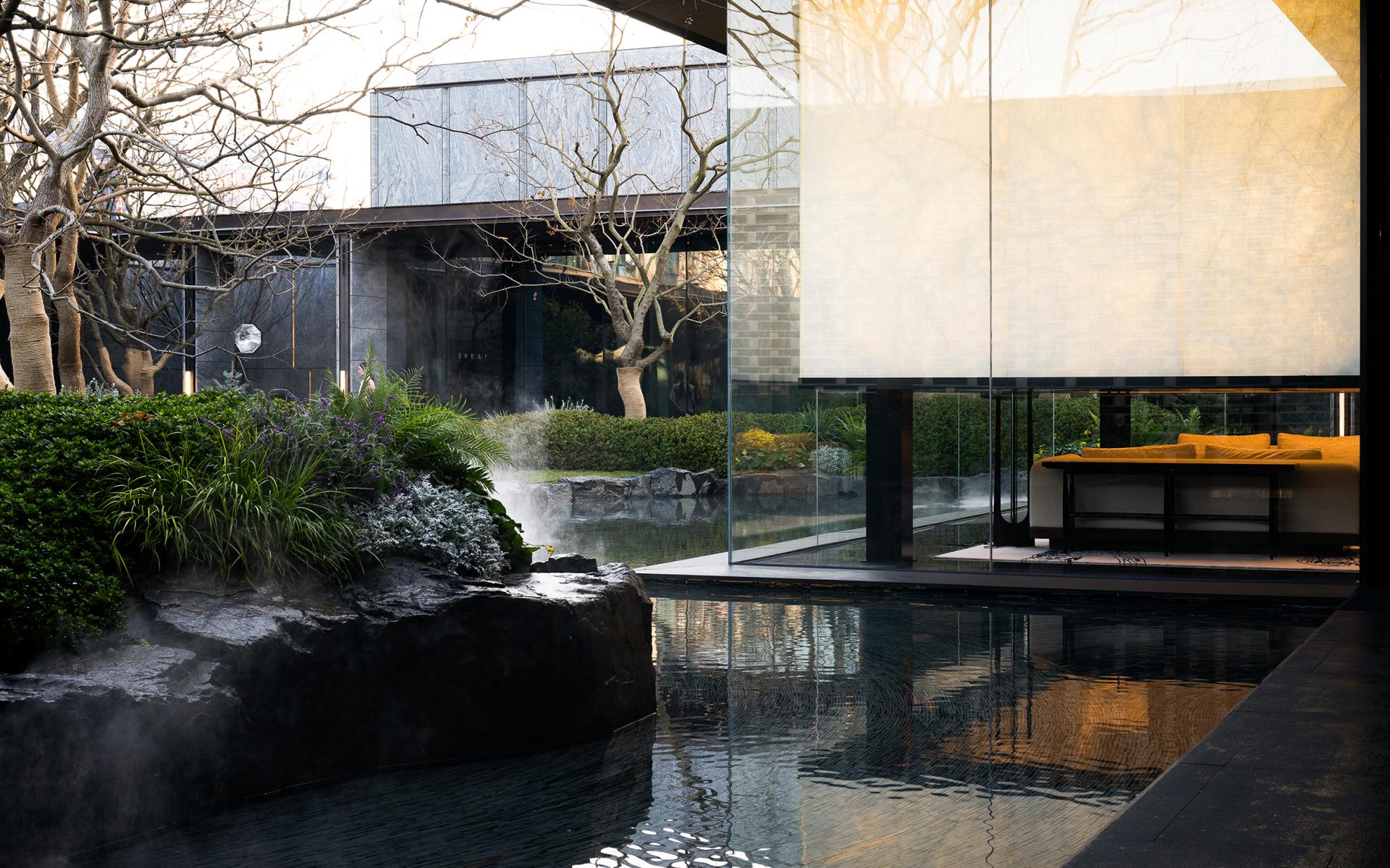 London Design Awards Winner - GRAND MANSION