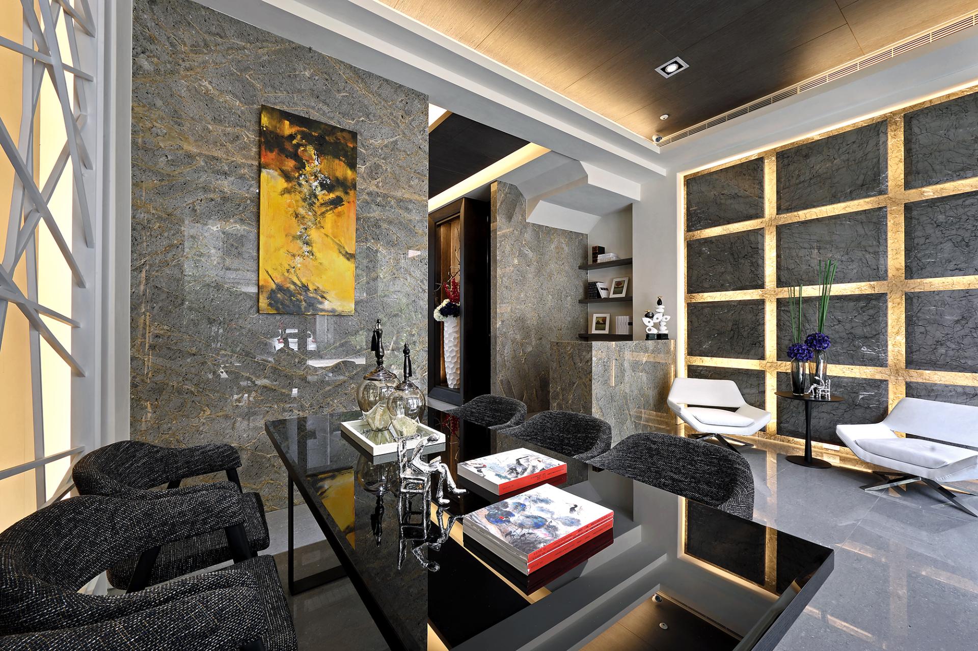 London Design Awards Winner - Lines of the Metropolis