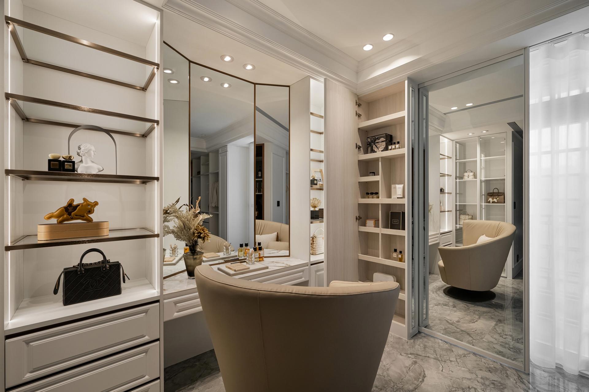 London Design Awards Winner - The Charm of Stones