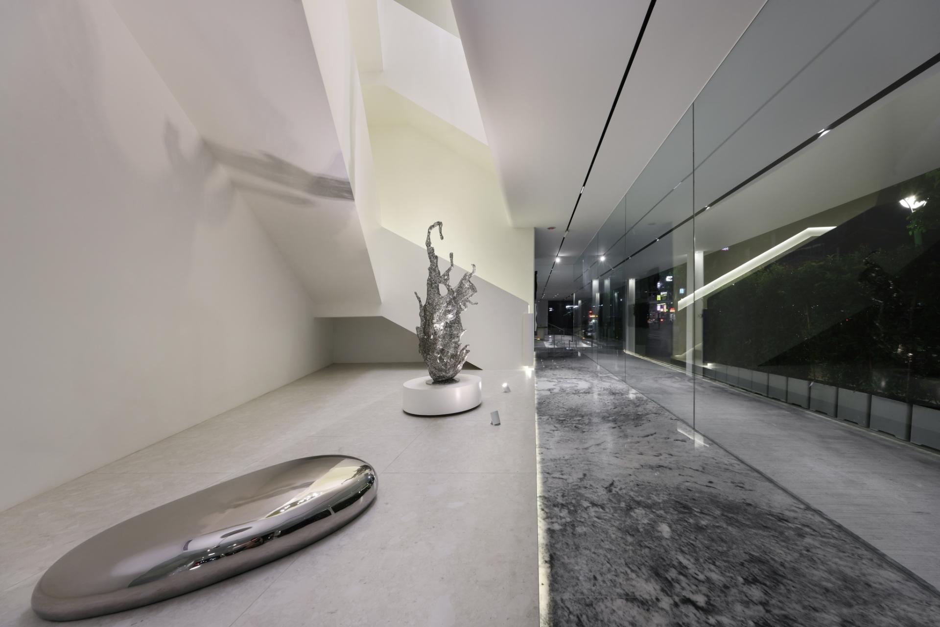 London Design Awards Winner - Harmony in Simplicity