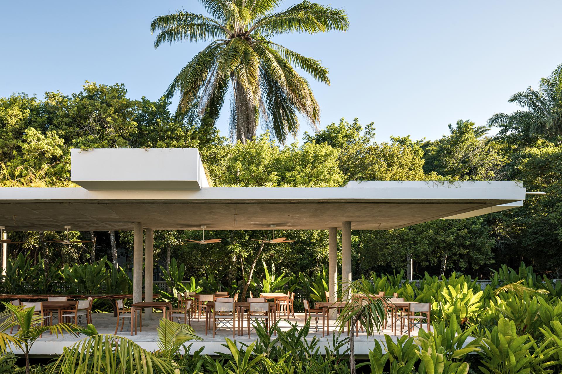 London Design Awards Winner - AUKA Inn