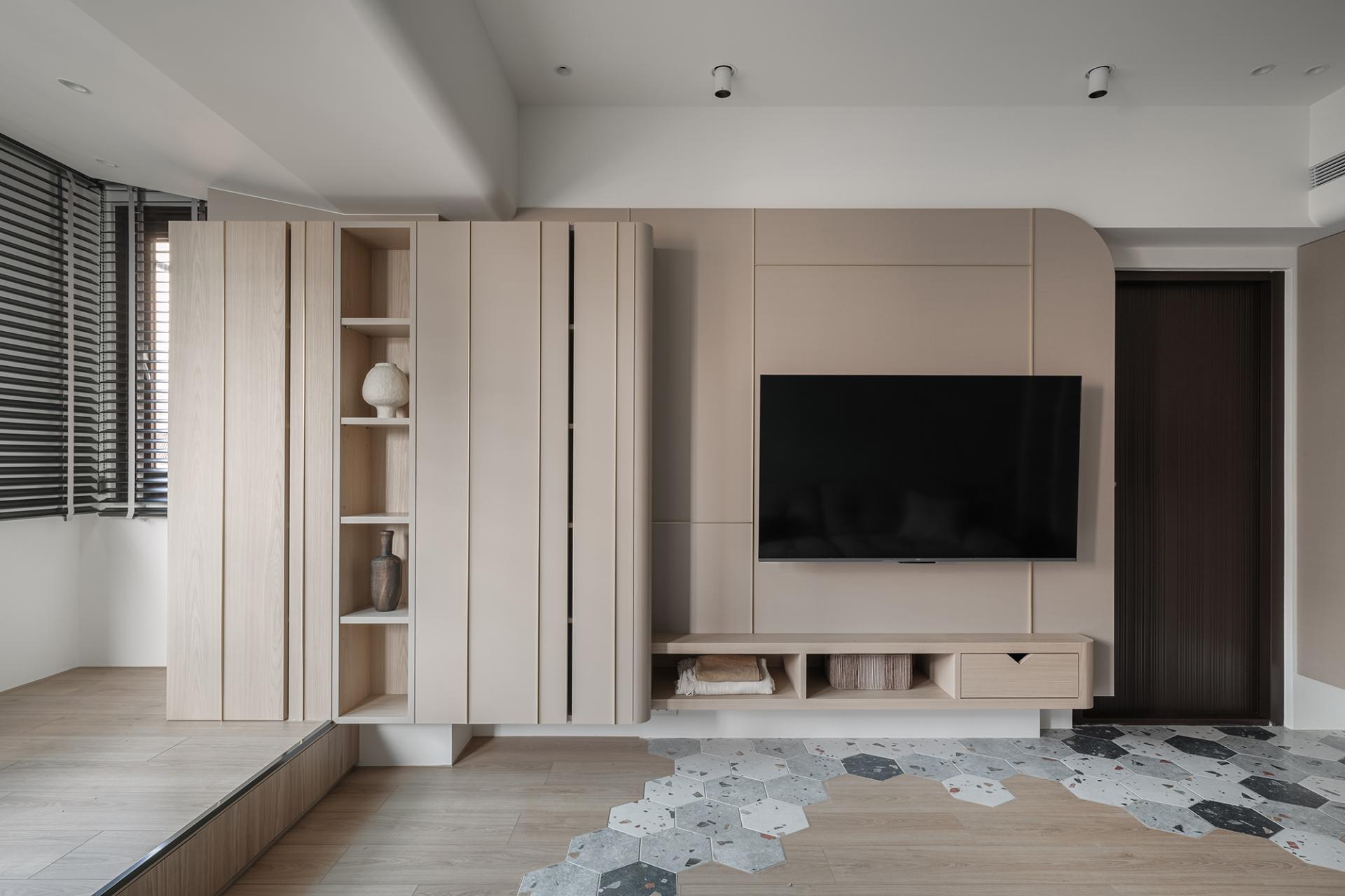 London Design Awards Winner - Modest Paradise