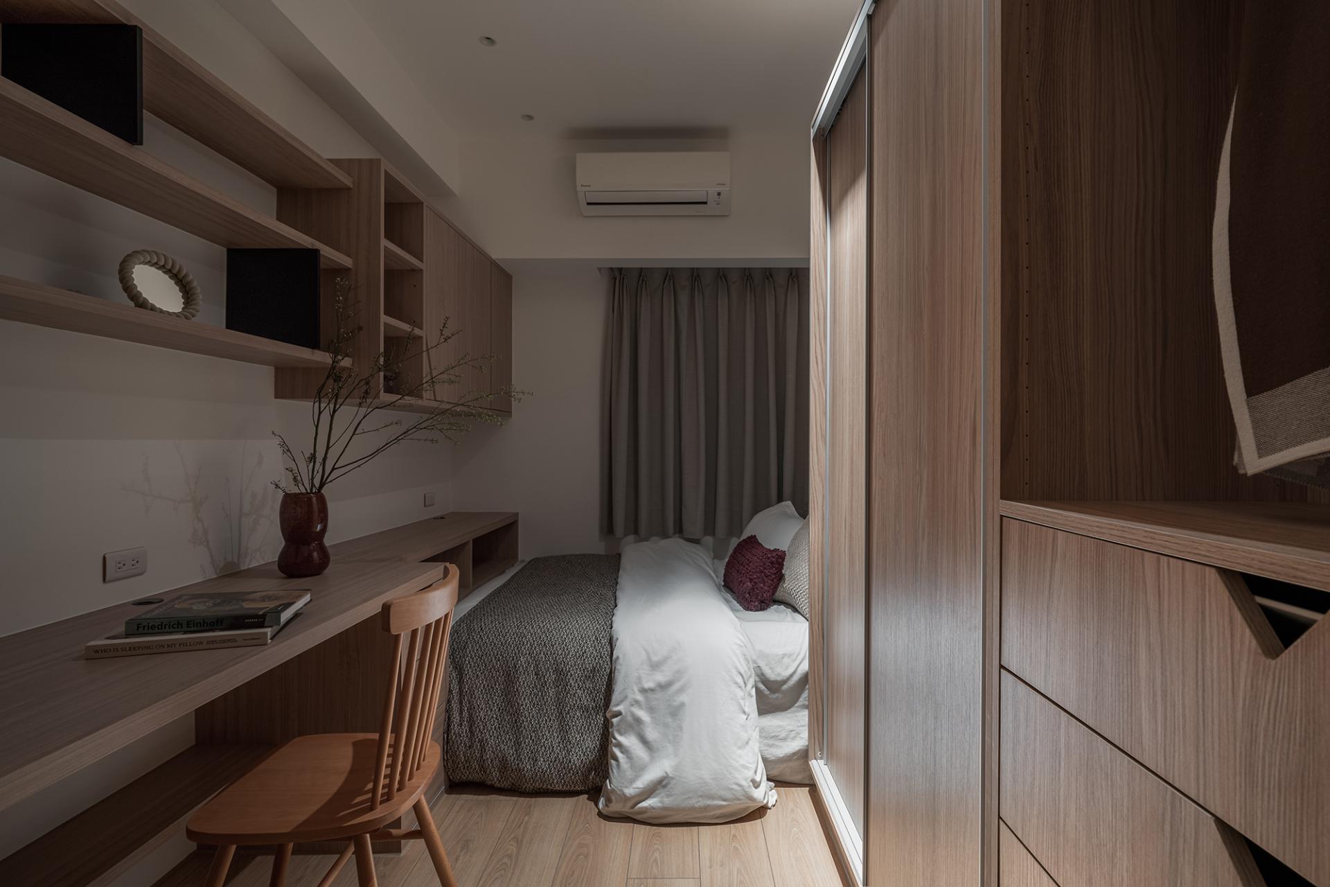 London Design Awards Winner - Modest Paradise