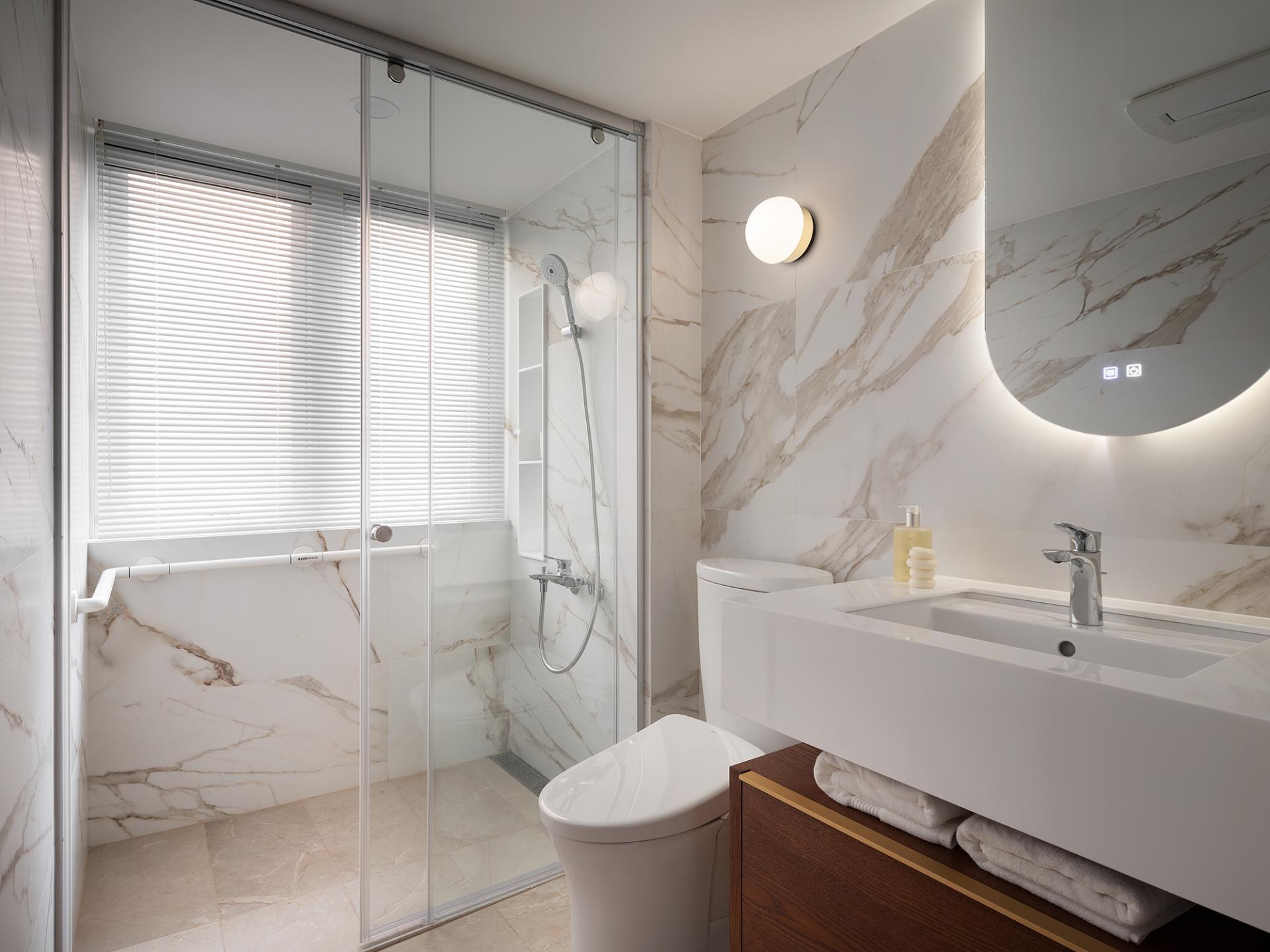 London Design Awards Winner - Timeless Florescence