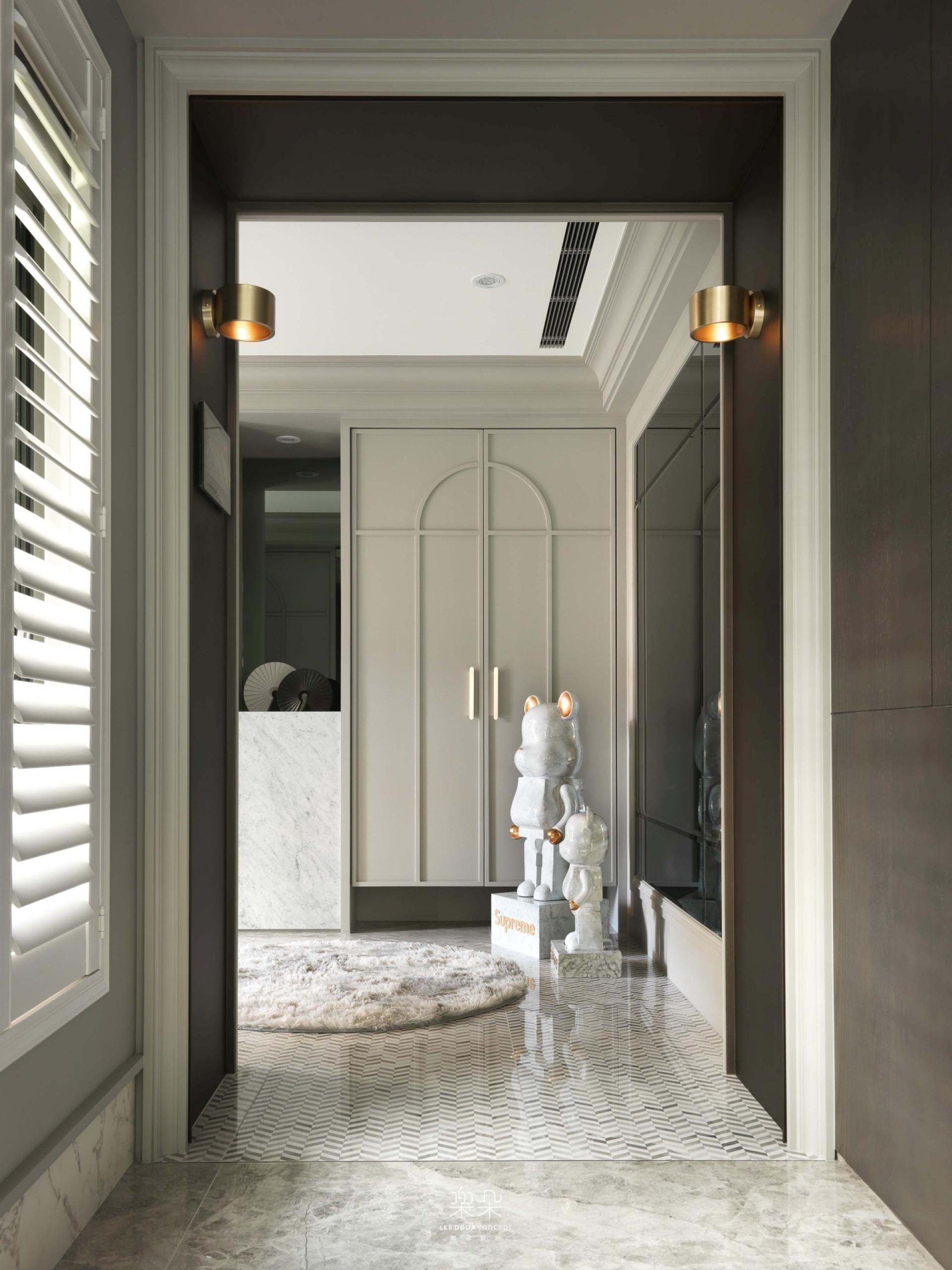 London Design Awards Winner - Depth of field with luxurious but low-key vibe