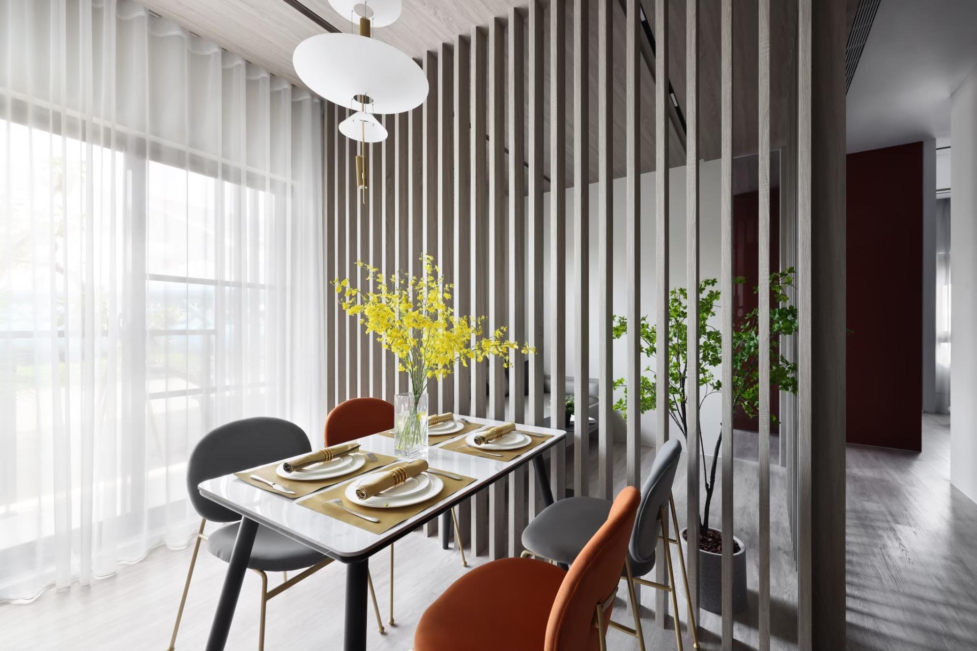 London Design Awards Winner - Moulin Rouge Reverie