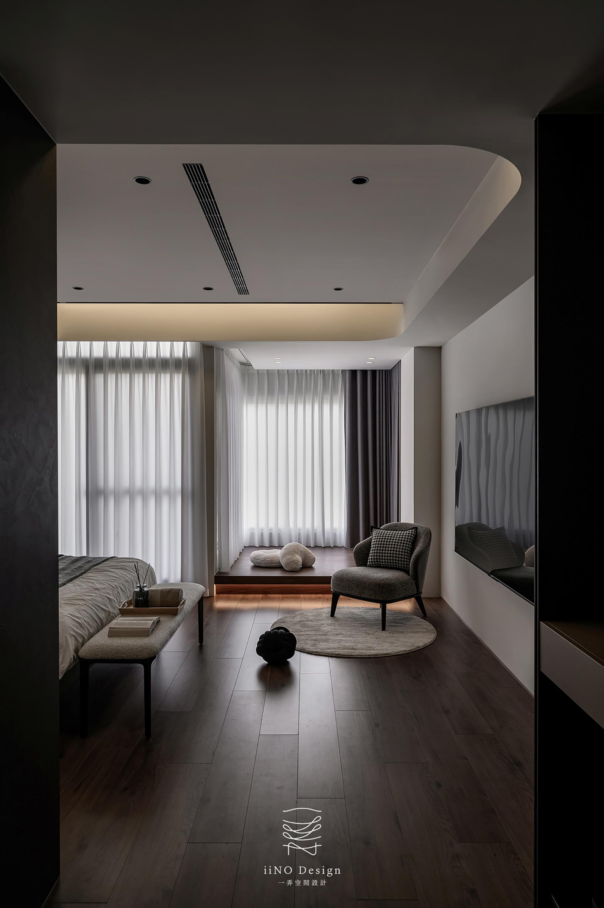 London Design Awards Winner - Luxe TitanTech
