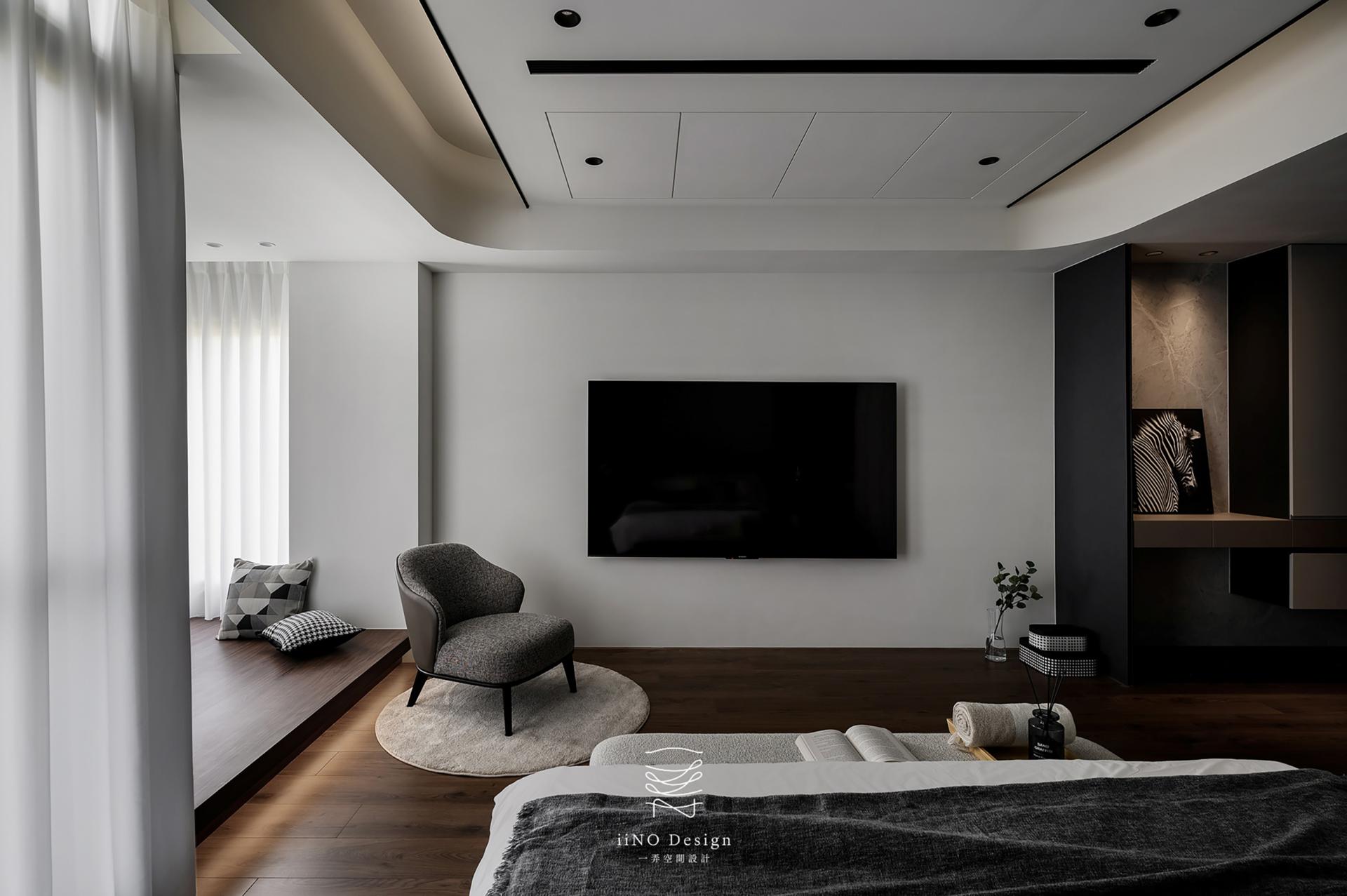 London Design Awards Winner - Luxe TitanTech