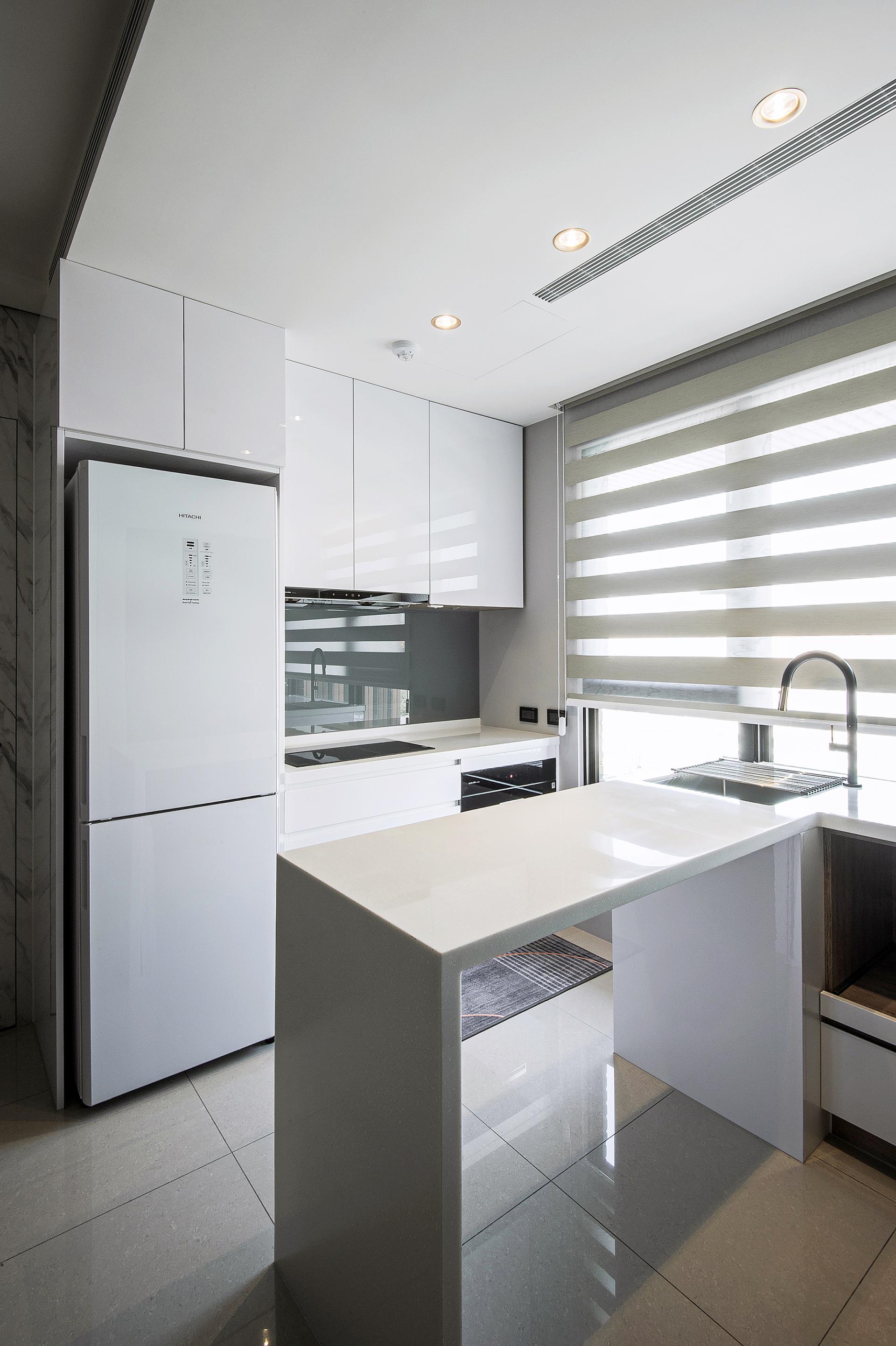 London Design Awards Winner - Tranquil Luminous Steep