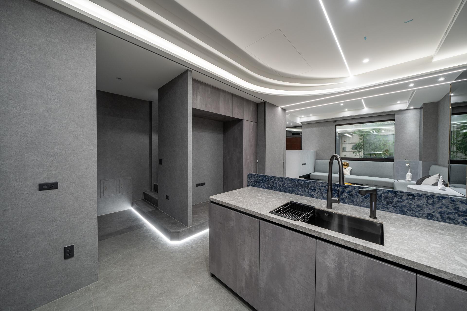 London Design Awards Winner - Ribbon Grey