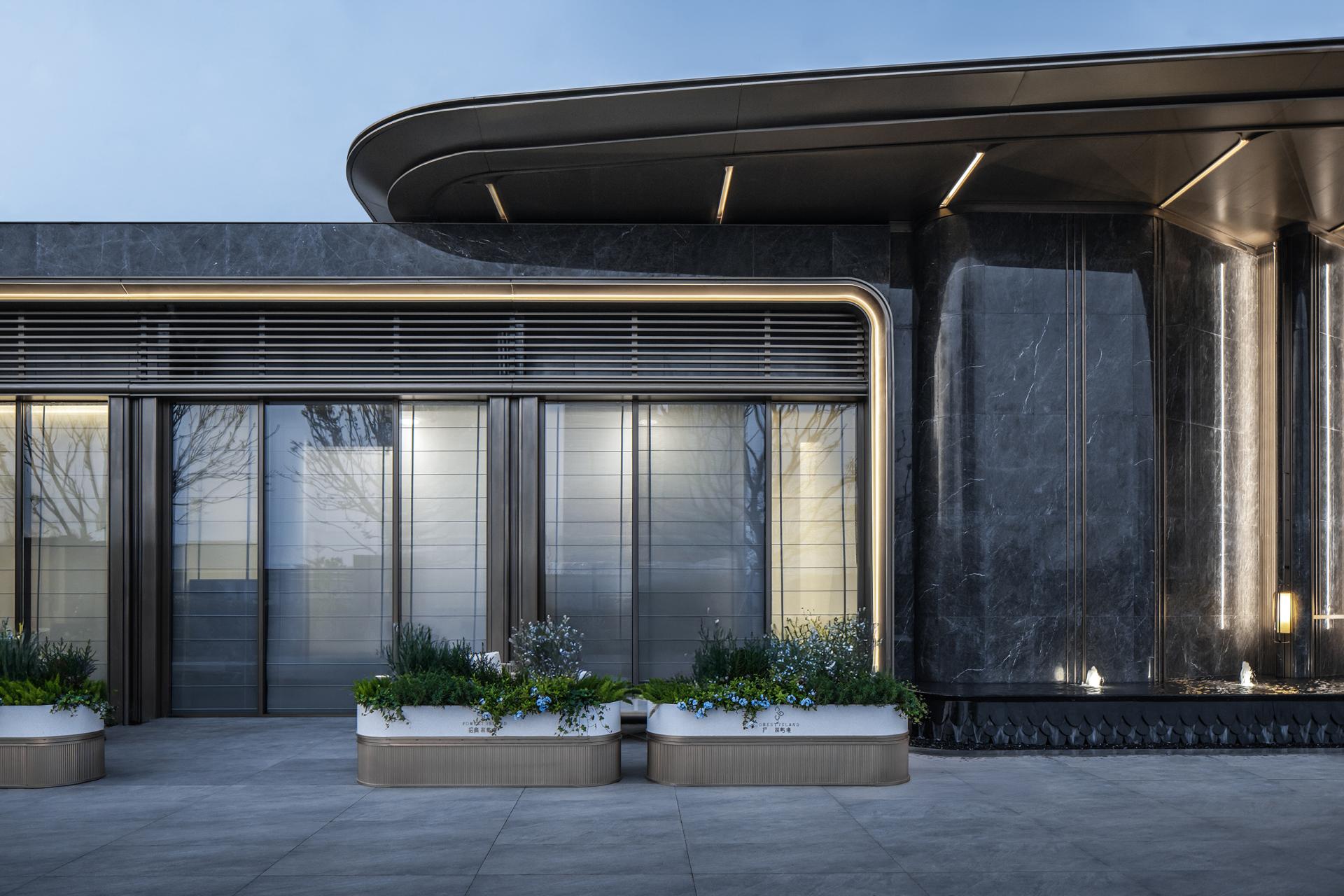 London Design Awards Winner - FOREST ISLAND