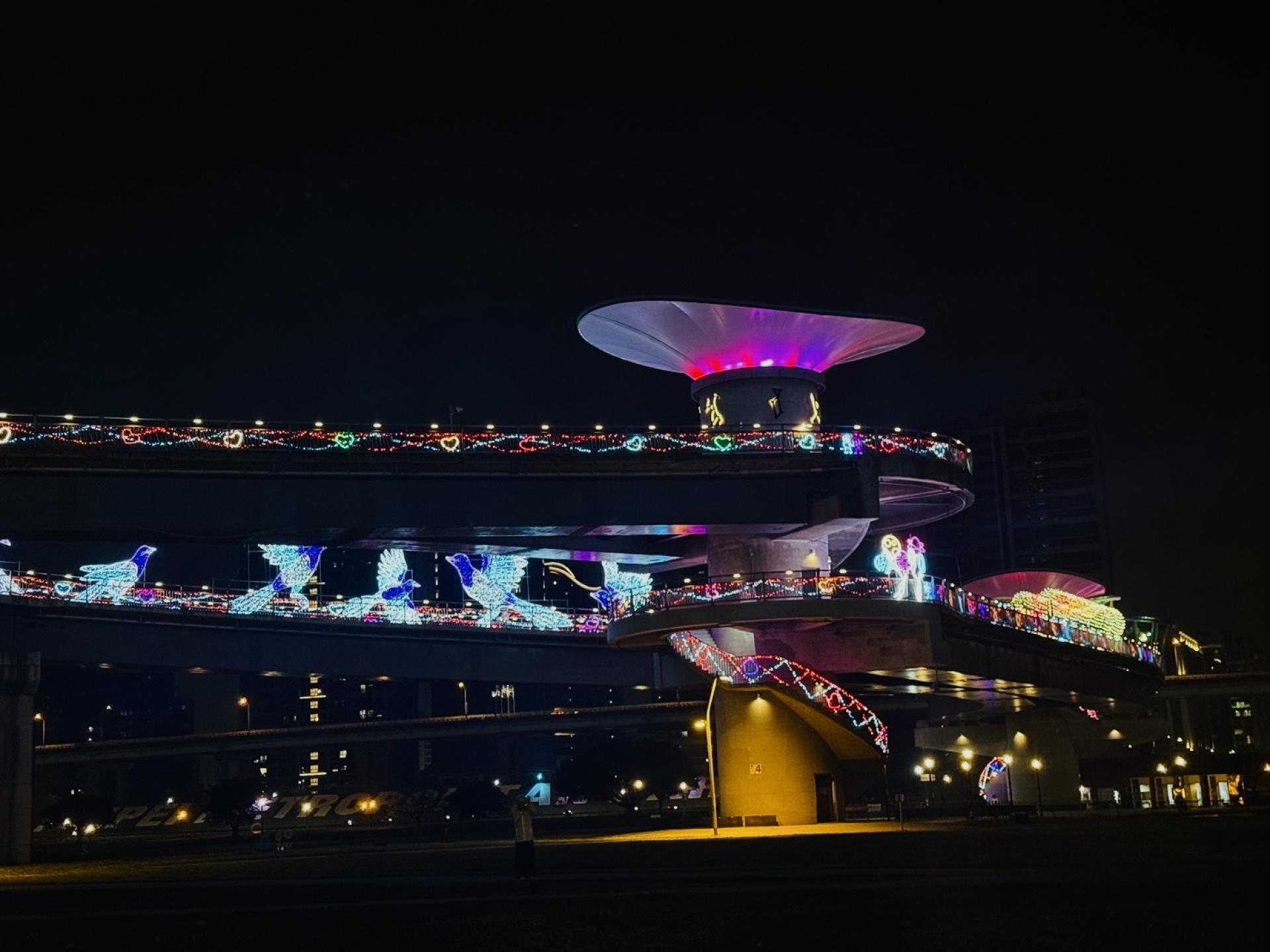 London Design Awards Winner - Love in New Taipei, love in the Aasta Bridge