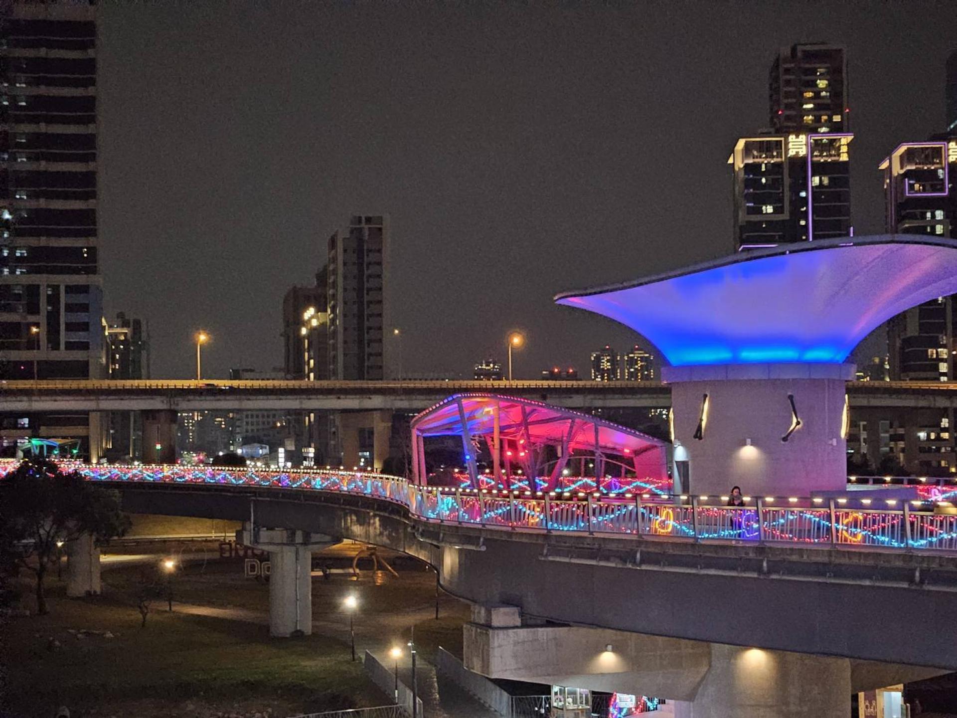 London Design Awards Winner - Love in New Taipei, love in the Aasta Bridge