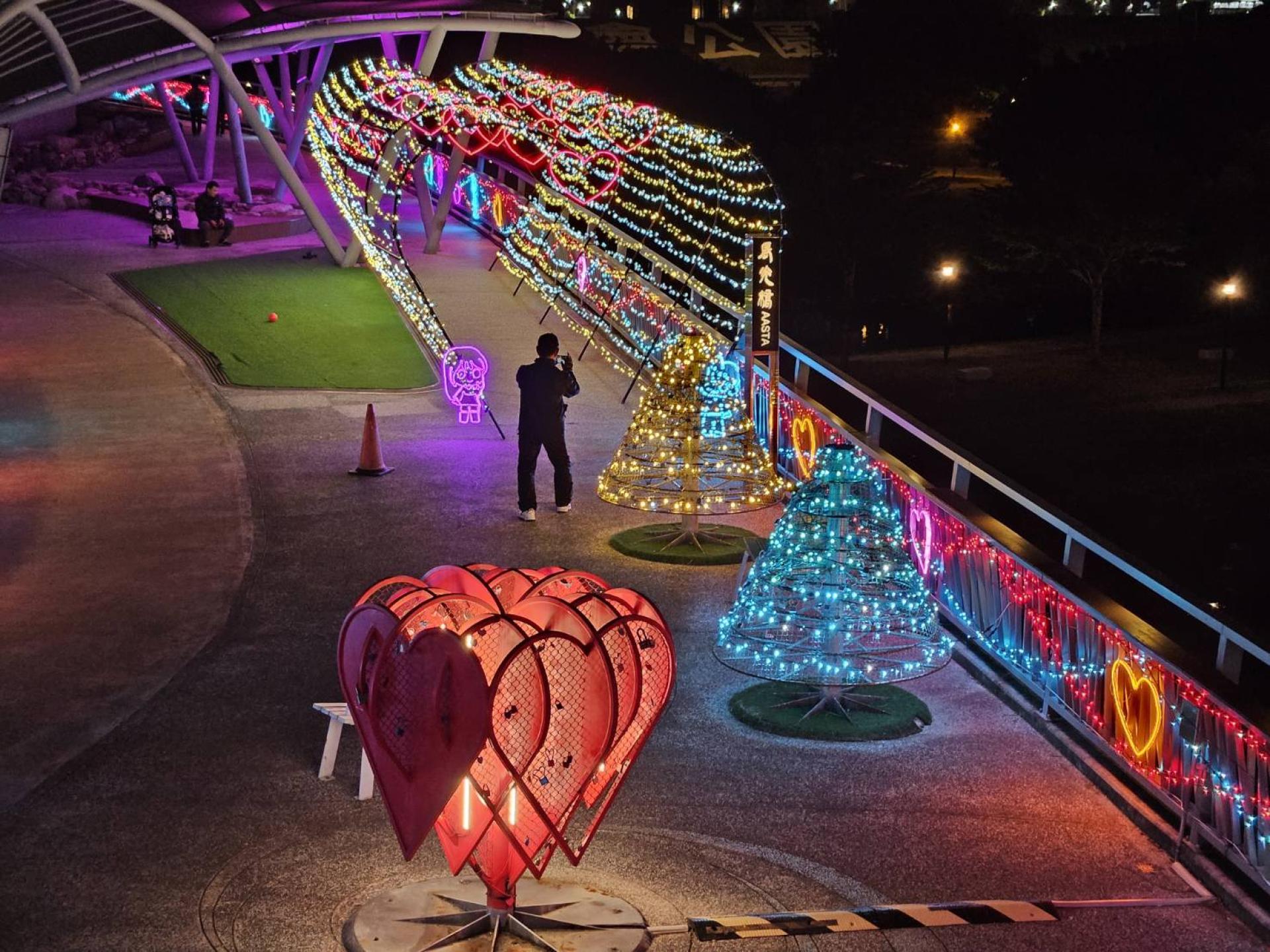 London Design Awards Winner - Love in New Taipei, love in the Aasta Bridge