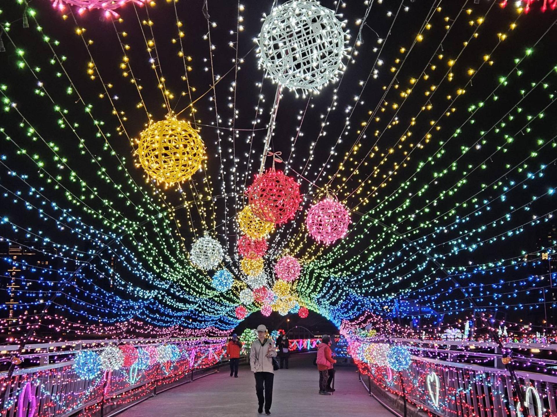 London Design Awards Winner - Love in New Taipei, love in the Aasta Bridge
