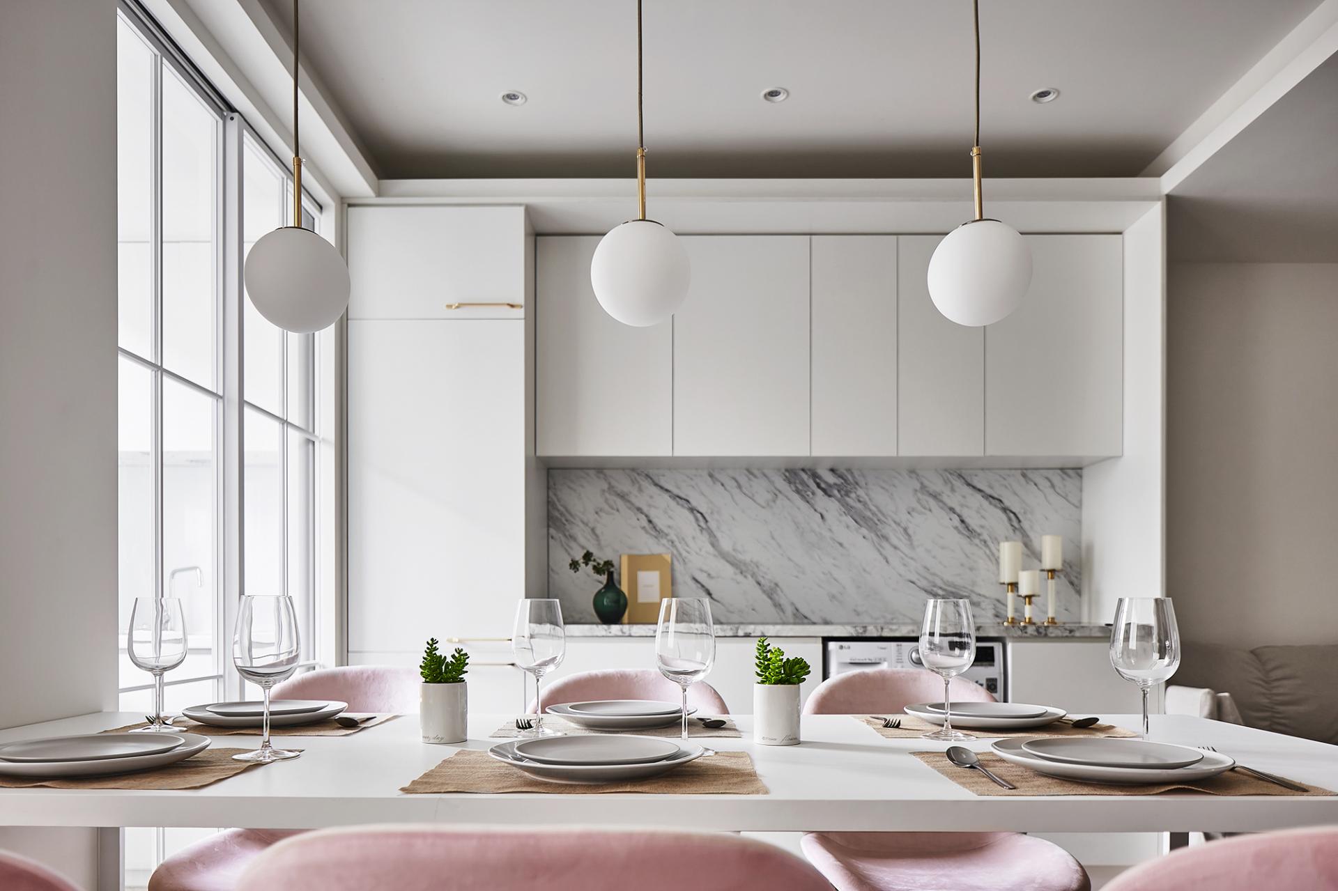 London Design Awards Winner - Dreaming in Scarlet