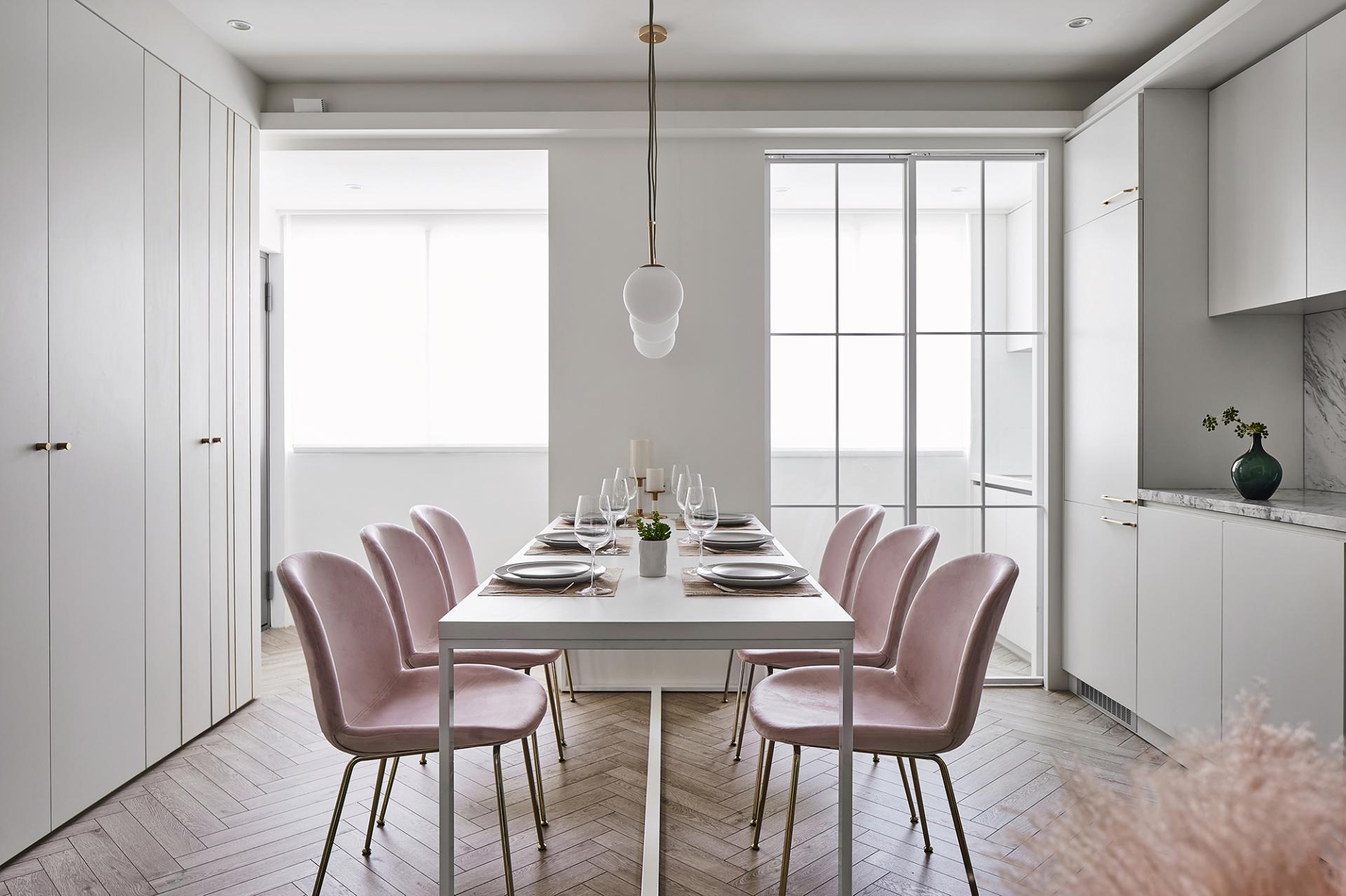 London Design Awards Winner - Dreaming in Scarlet