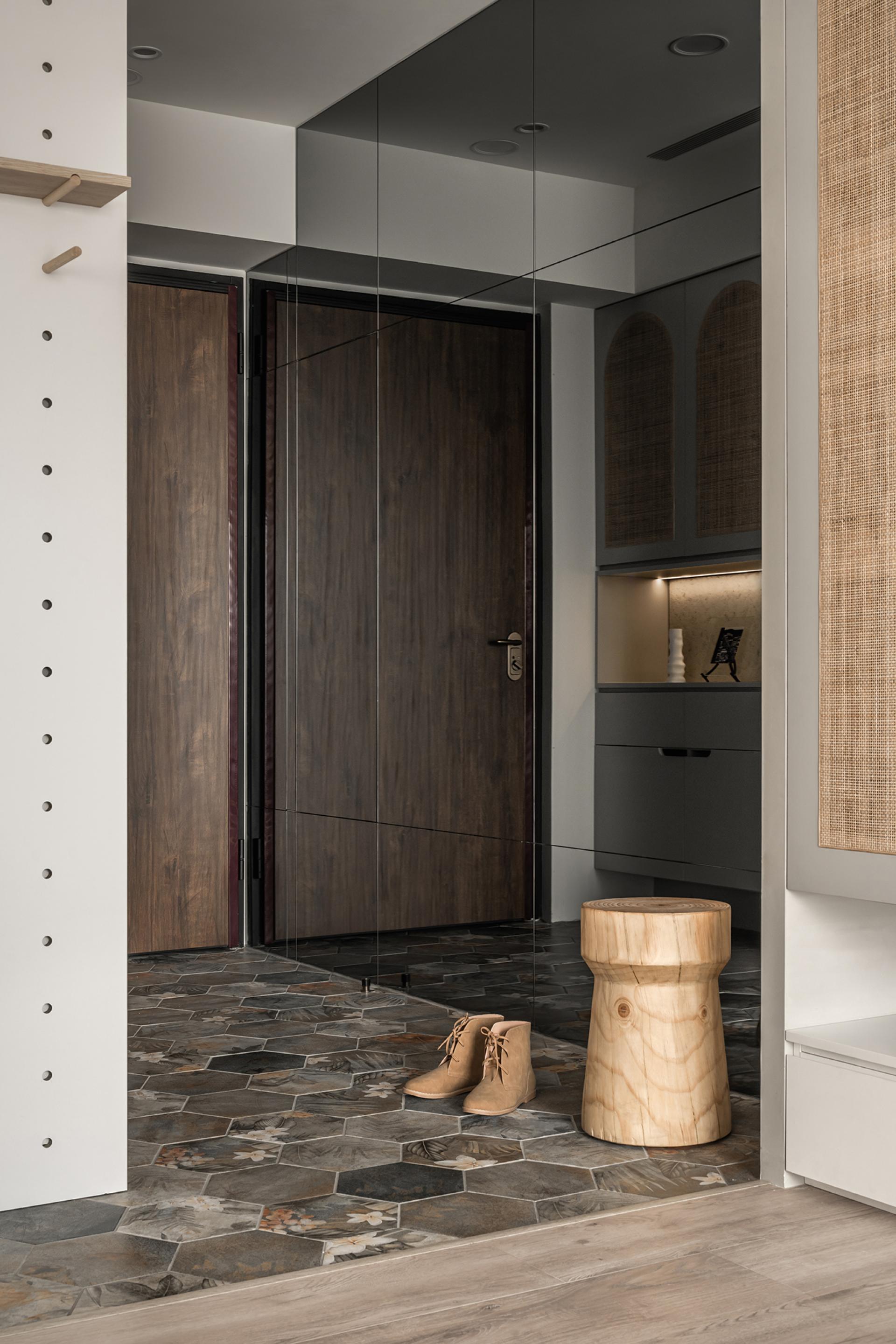 London Design Awards Winner - Accompany