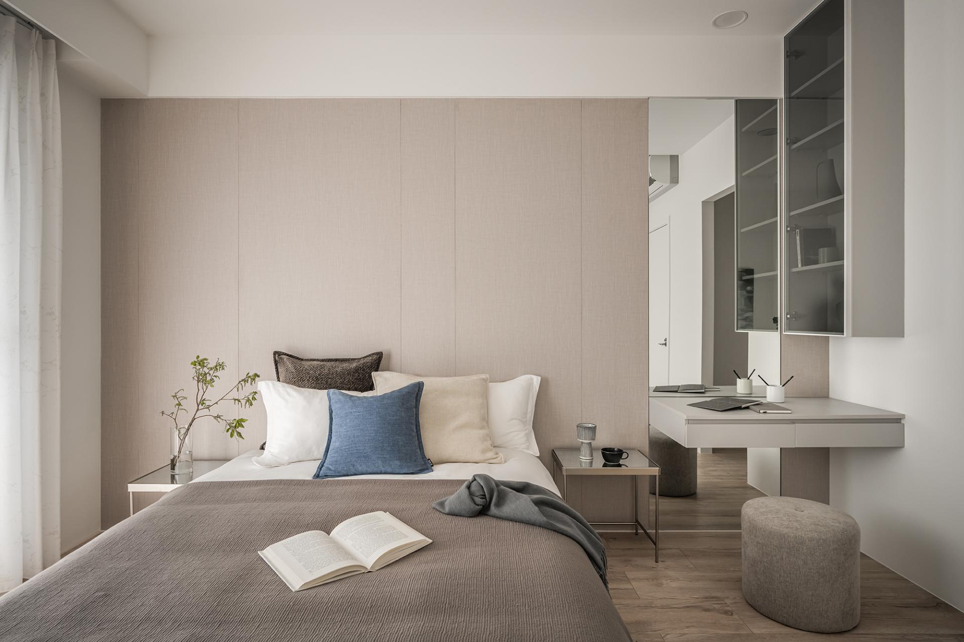 London Design Awards Winner - Accompany