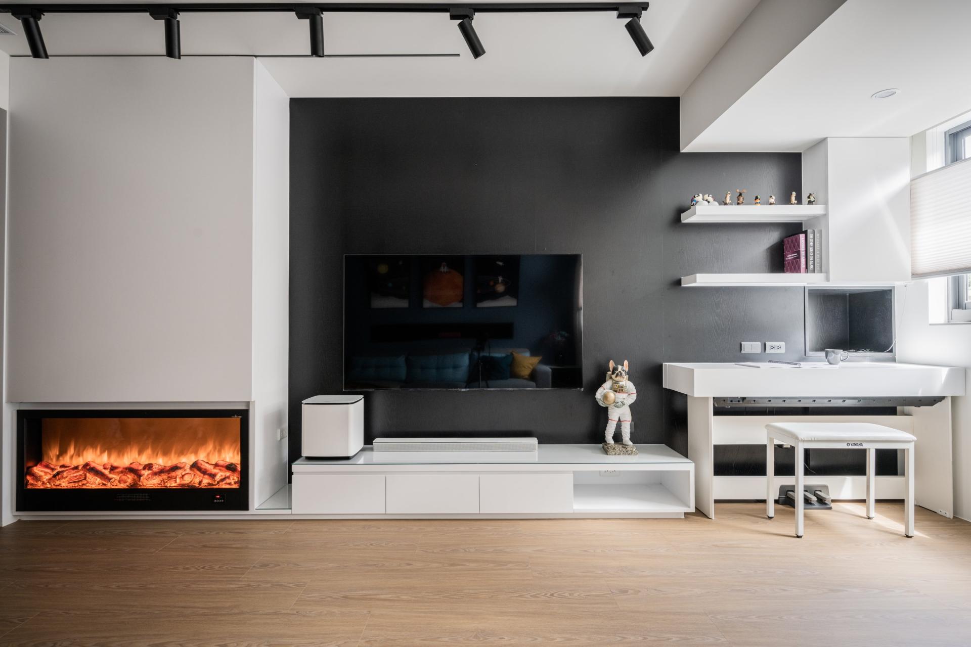 London Design Awards Winner - Across the Universe
