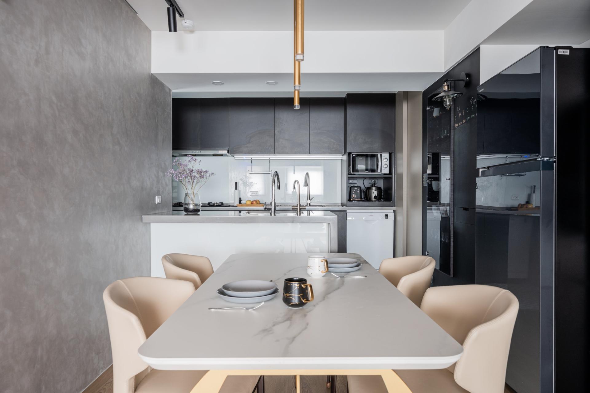 London Design Awards Winner - Across the Universe