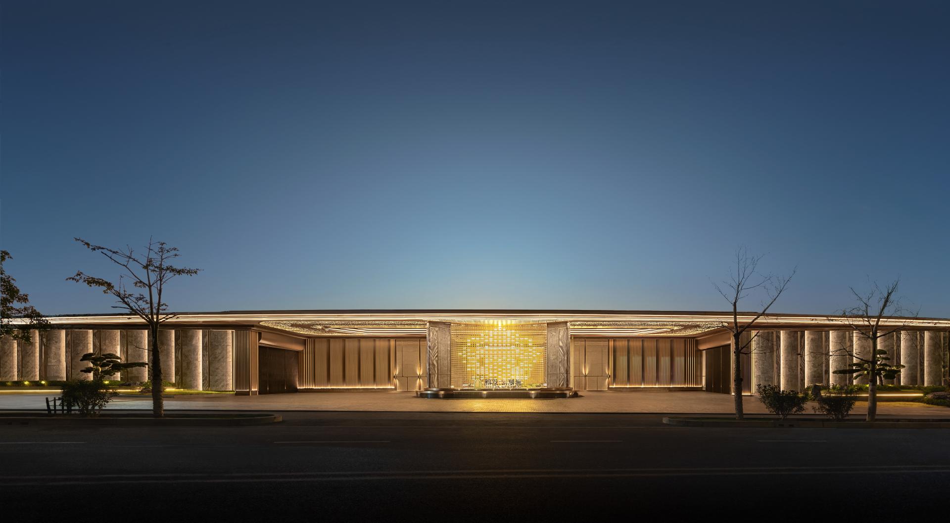 London Design Awards Winner - RIVERS OF GLORY