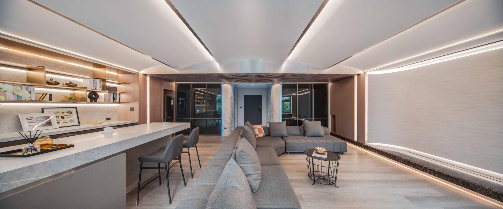 London Design Awards Winner - Gleaming Dialogues