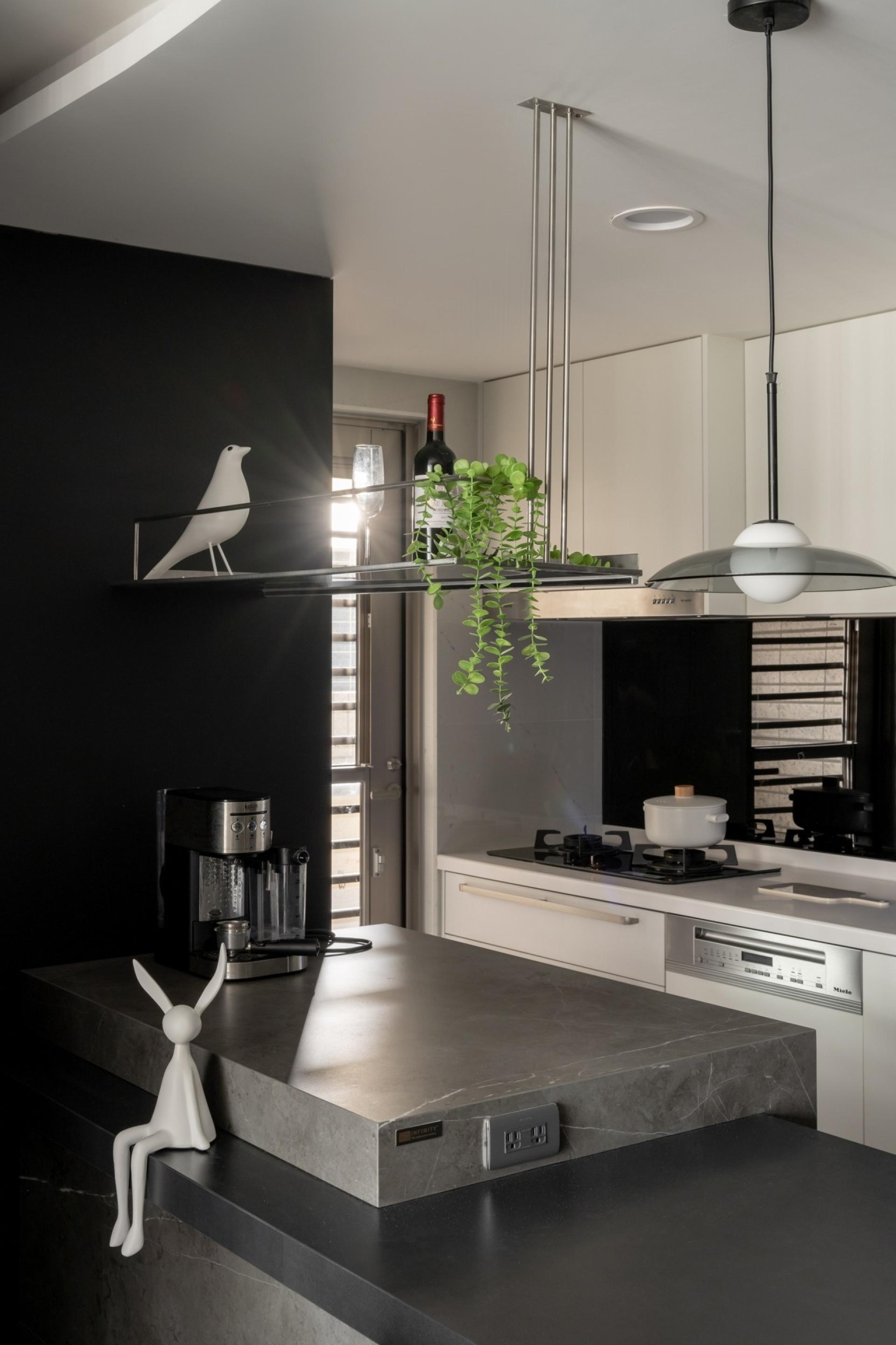 London Design Awards Winner - Luminous Aspirations