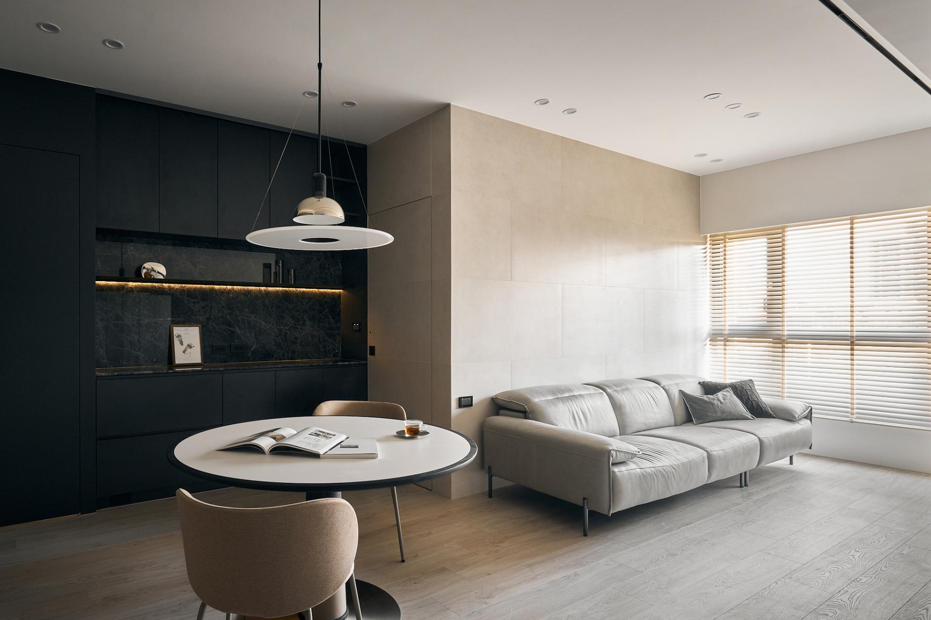 London Design Awards Winner - Chestnut Reflection