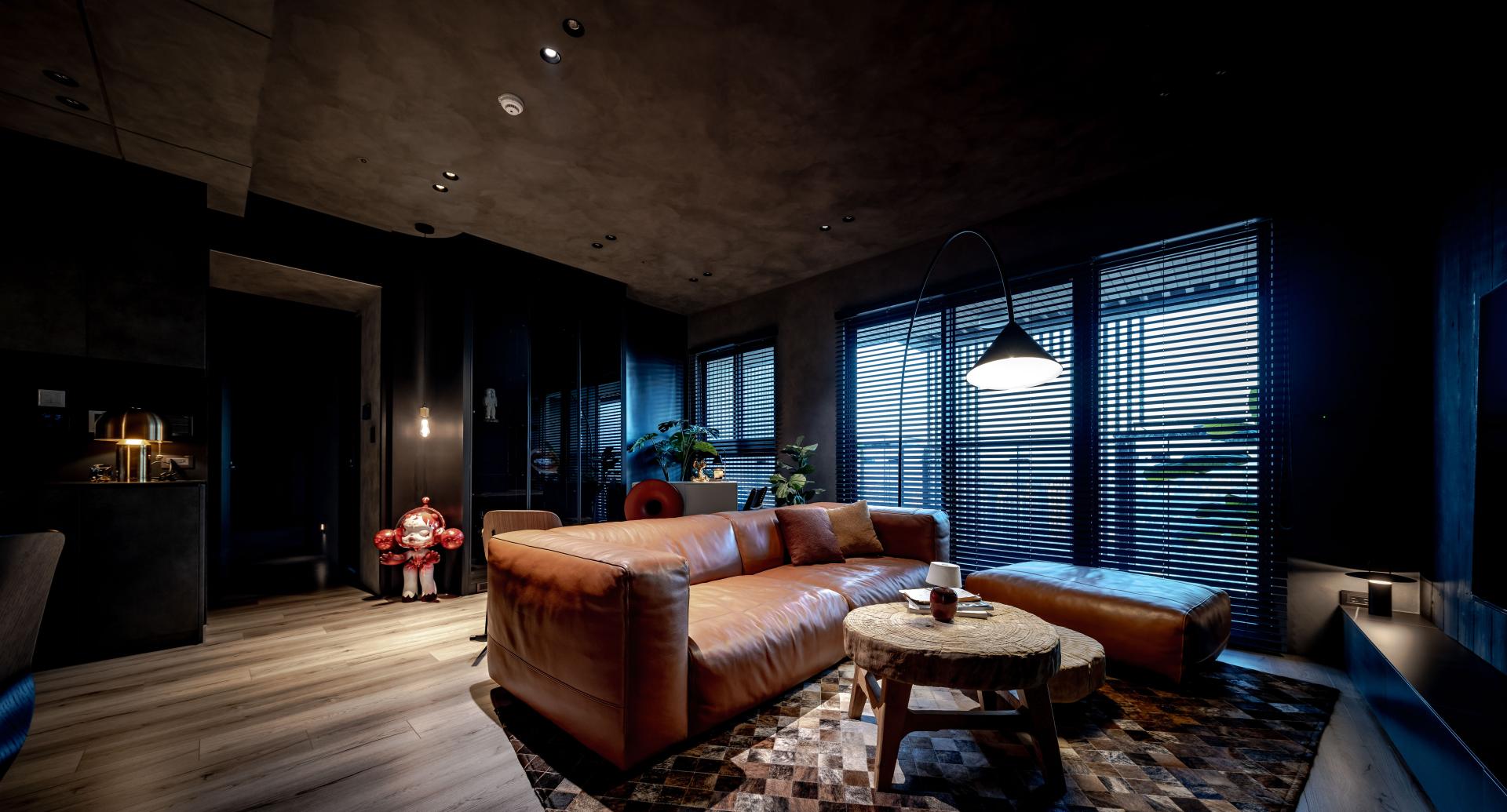 London Design Awards Winner - Nocture Noir