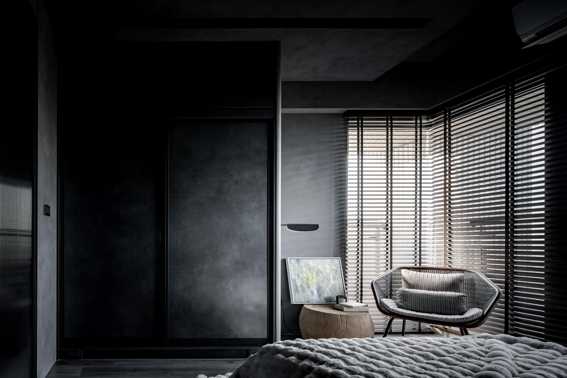 London Design Awards Winner - Nocture Noir