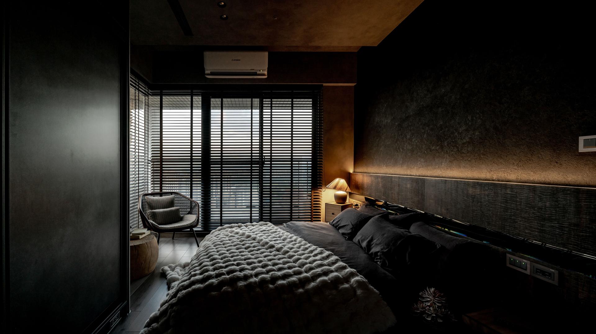 London Design Awards Winner - Nocture Noir