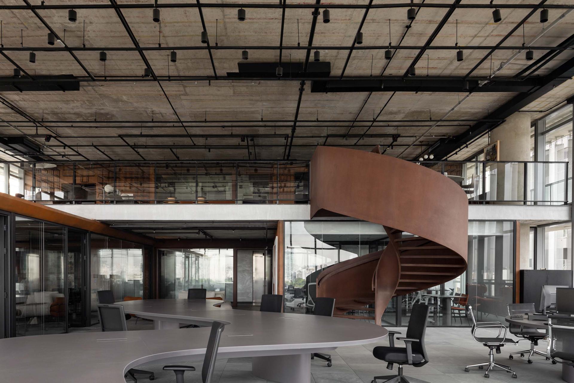 London Design Awards Winner - AM ADVOGADOS NEW OFFICES