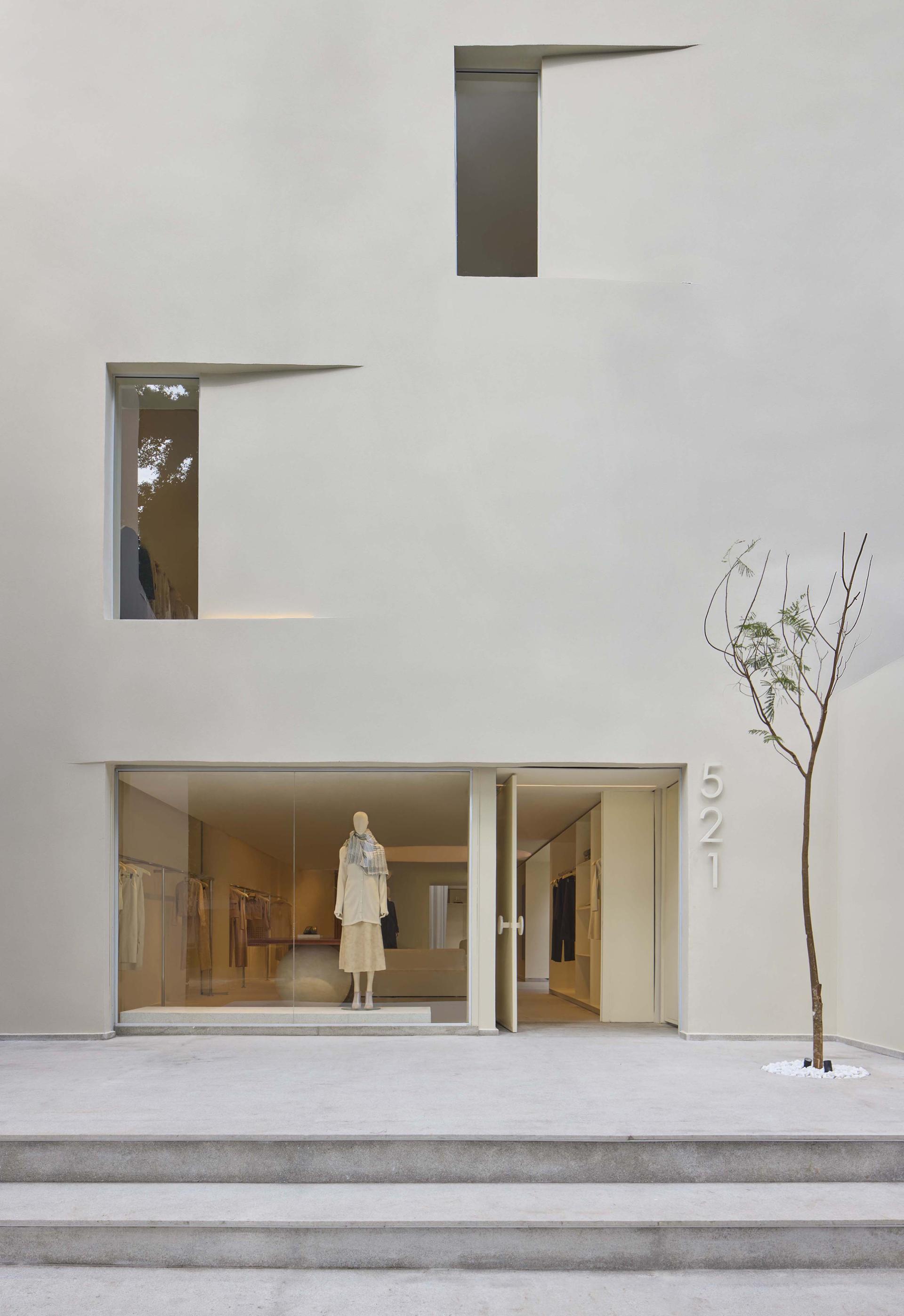 London Design Awards Winner - LAFORT FLAGSHIP STUDIO