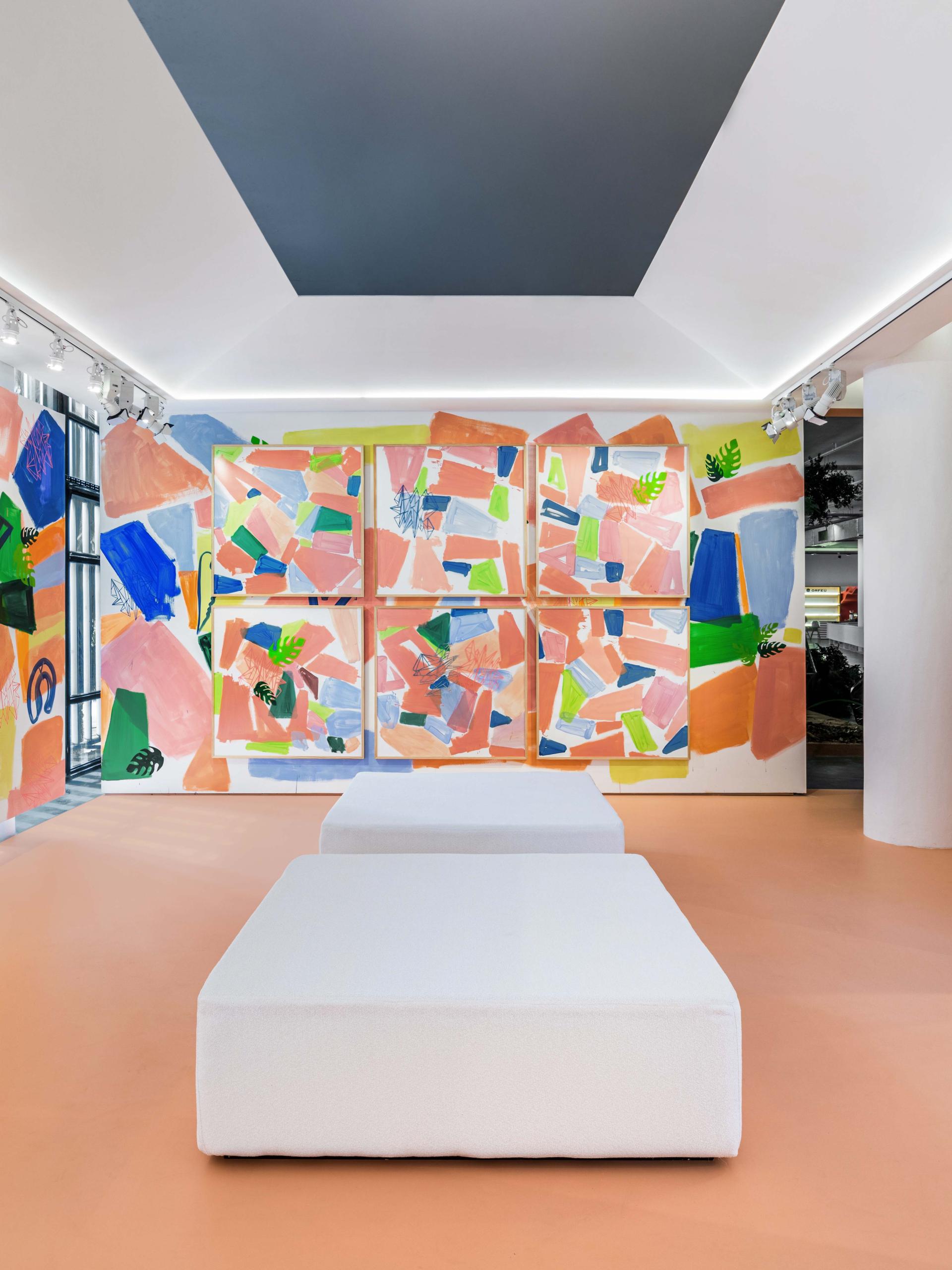 London Design Awards Winner - VIVARA ARTBOX