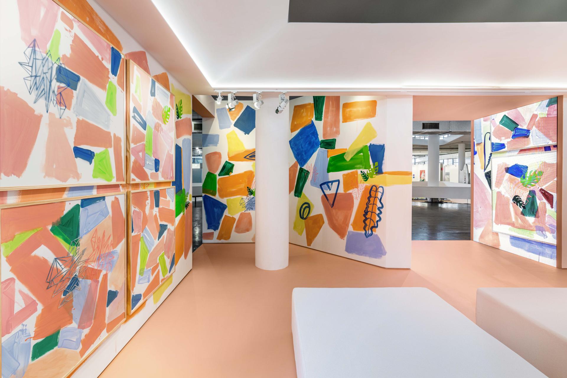 London Design Awards Winner - VIVARA ARTBOX
