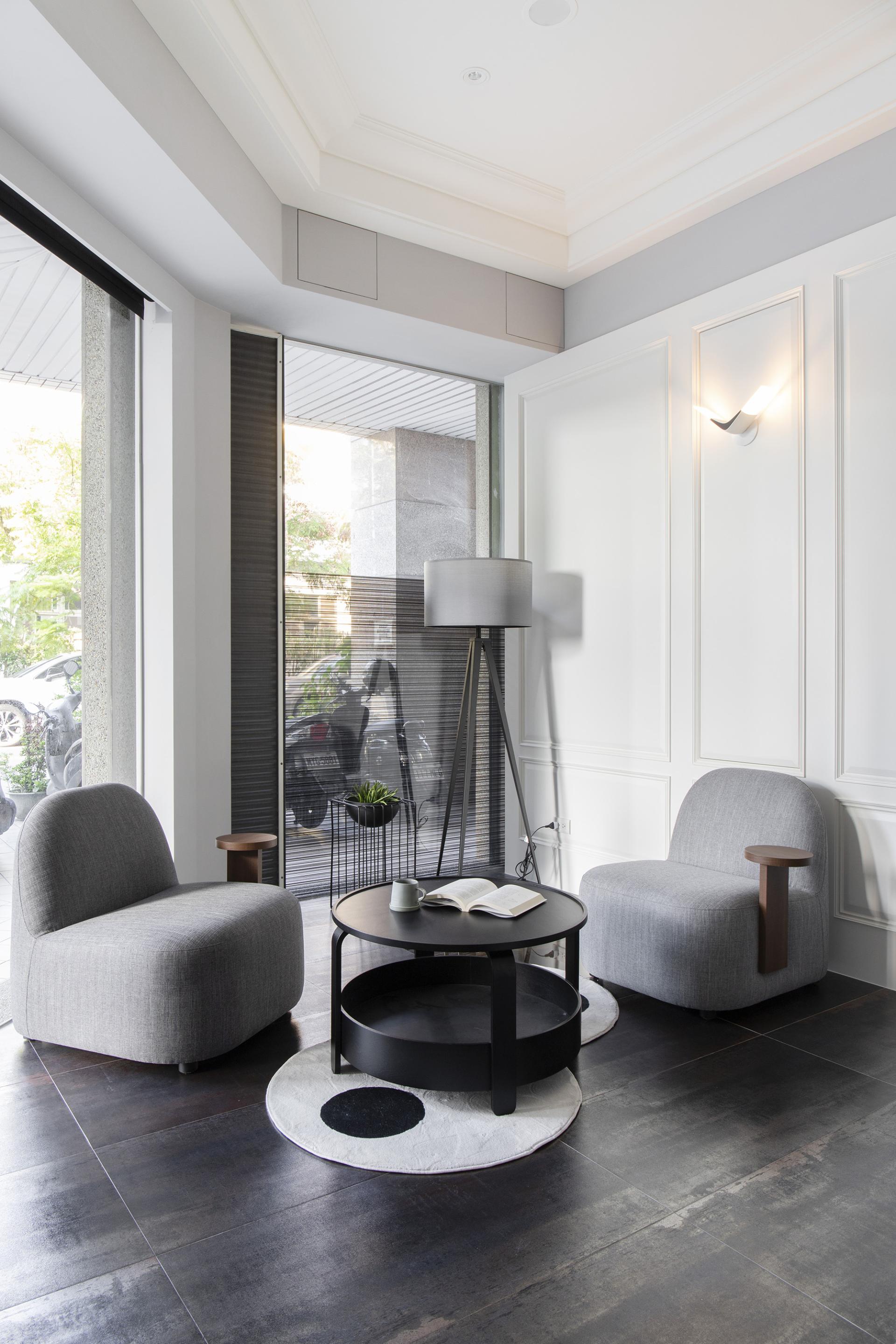 London Design Awards Winner - Contour of Stillness