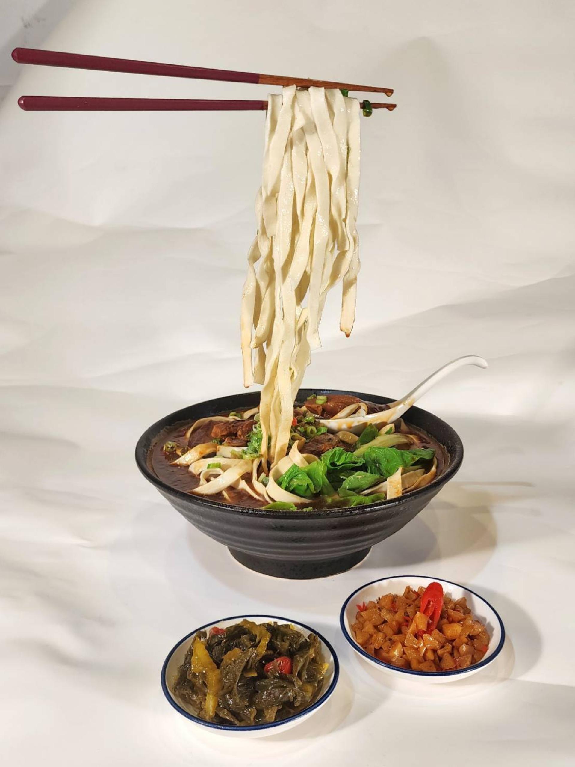 London Design Awards Winner - Floating Appetite — Contemporary Gaze of Beef Noodles